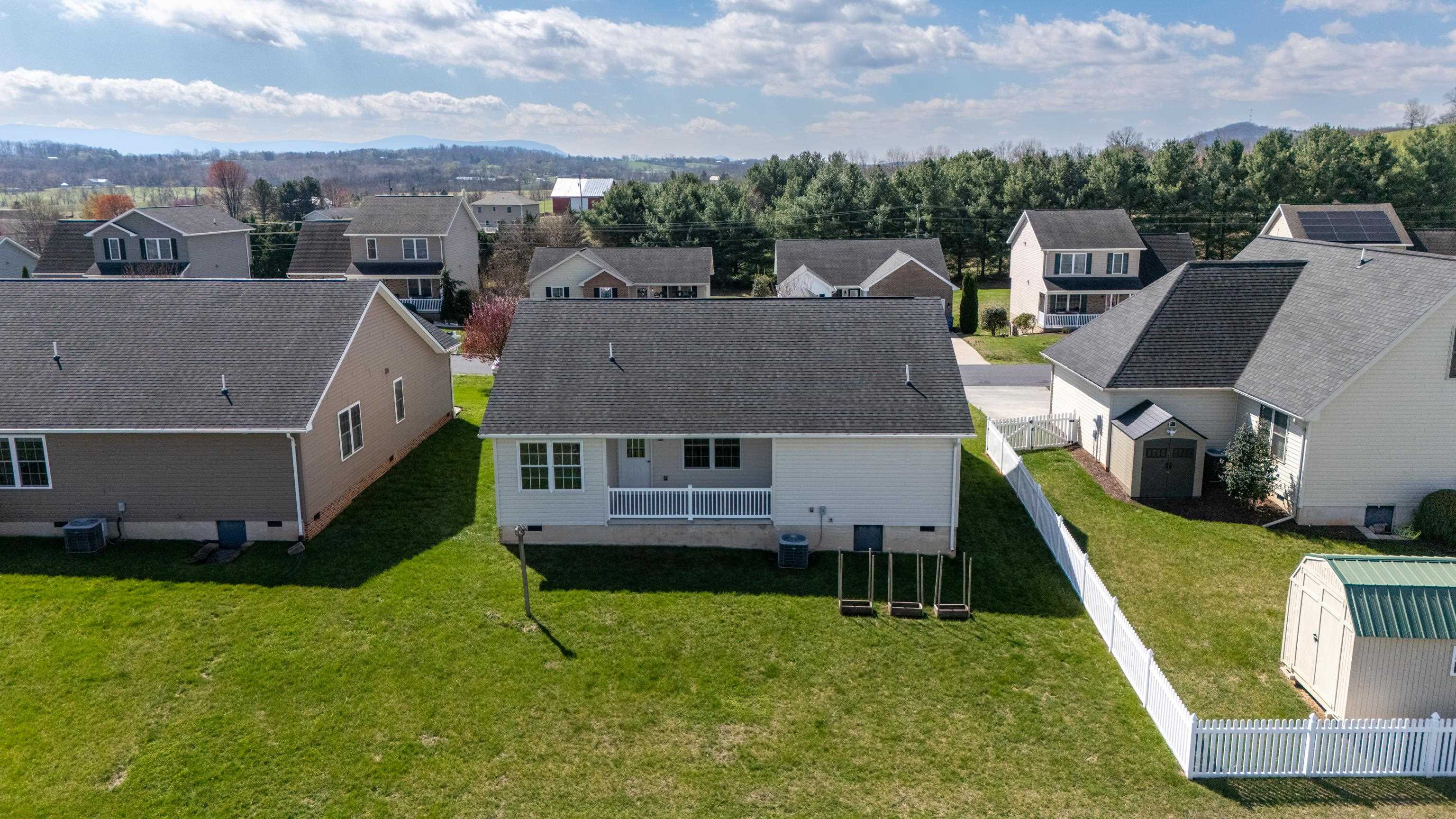 3365 LEGION WAY, BROADWAY, Virginia 22815, 3 Bedrooms Bedrooms, ,2 BathroomsBathrooms,Residential,3365 LEGION WAY,675444 MLS # 675444 3365 LEGION WAY, BROADWAY, Virginia 22815, 3 Bedrooms Bedrooms, ,2 BathroomsBathrooms,Residential,3365 LEGION WAY,675444 MLS # 675444