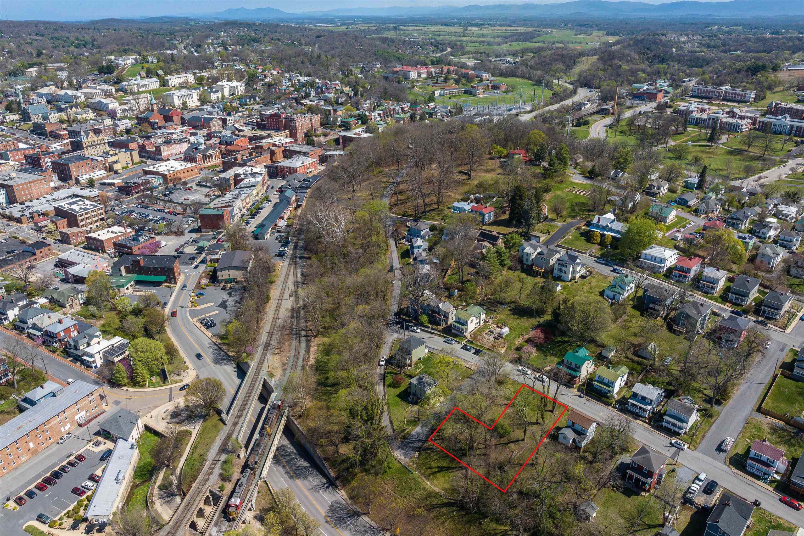 408 GOOCH ST, STAUNTON, Virginia 24401, ,Land,408 GOOCH ST,675473 MLS # 675473 408 GOOCH ST, STAUNTON, Virginia 24401, ,Land,408 GOOCH ST,675473 MLS # 675473