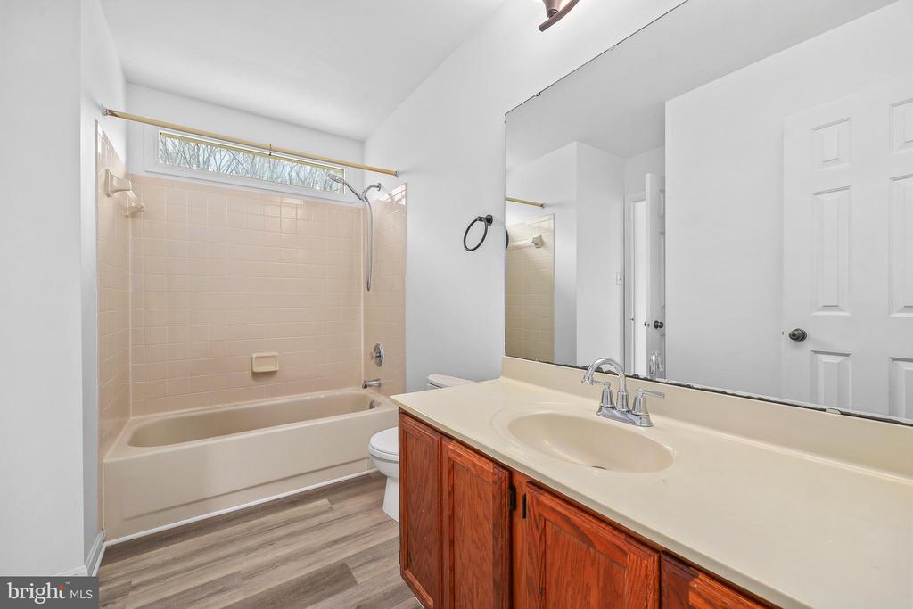 5707 STONE MEADOW DR, FREDERICKSBURG, Virginia 22407, 3 Bedrooms Bedrooms, ,2 BathroomsBathrooms,Residential,5707 STONE MEADOW DR,VASP2040210 MLS # VASP2040210 5707 STONE MEADOW DR, FREDERICKSBURG, Virginia 22407, 3 Bedrooms Bedrooms, ,2 BathroomsBathrooms,Residential,5707 STONE MEADOW DR,VASP2040210 MLS # VASP2040210