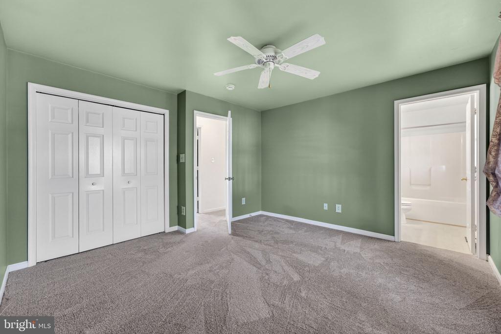 12166 AMANDA CT, REMINGTON, Virginia 22734, 4 Bedrooms Bedrooms, ,3 BathroomsBathrooms,Residential,12166 AMANDA CT,VAFQ2021274 MLS # VAFQ2021274 12166 AMANDA CT, REMINGTON, Virginia 22734, 4 Bedrooms Bedrooms, ,3 BathroomsBathrooms,Residential,12166 AMANDA CT,VAFQ2021274 MLS # VAFQ2021274