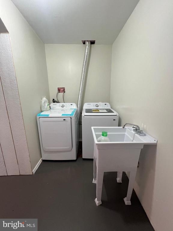 15604 GLEN ELLA, CULPEPER, Virginia 22701, 6 Bedrooms Bedrooms, ,3 BathroomsBathrooms,Residential,15604 GLEN ELLA,VACU2013120 MLS # VACU2013120 15604 GLEN ELLA, CULPEPER, Virginia 22701, 6 Bedrooms Bedrooms, ,3 BathroomsBathrooms,Residential,15604 GLEN ELLA,VACU2013120 MLS # VACU2013120