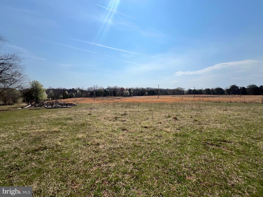 15604 GLEN ELLA, CULPEPER, Virginia 22701, 6 Bedrooms Bedrooms, ,3 BathroomsBathrooms,Residential,15604 GLEN ELLA,VACU2013120 MLS # VACU2013120 15604 GLEN ELLA, CULPEPER, Virginia 22701, 6 Bedrooms Bedrooms, ,3 BathroomsBathrooms,Residential,15604 GLEN ELLA,VACU2013120 MLS # VACU2013120