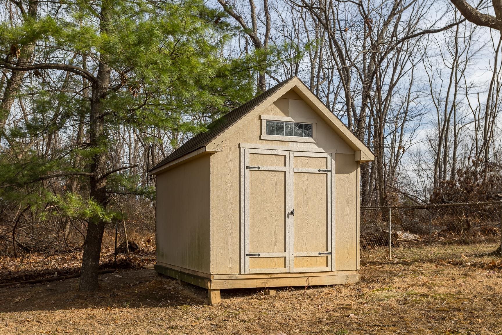 909 CRESTWOOD DR, STAUNTON, Virginia 24401, 3 Bedrooms Bedrooms, ,2 BathroomsBathrooms,Residential,909 CRESTWOOD DR,671636 MLS # 671636 909 CRESTWOOD DR, STAUNTON, Virginia 24401, 3 Bedrooms Bedrooms, ,2 BathroomsBathrooms,Residential,909 CRESTWOOD DR,671636 MLS # 671636