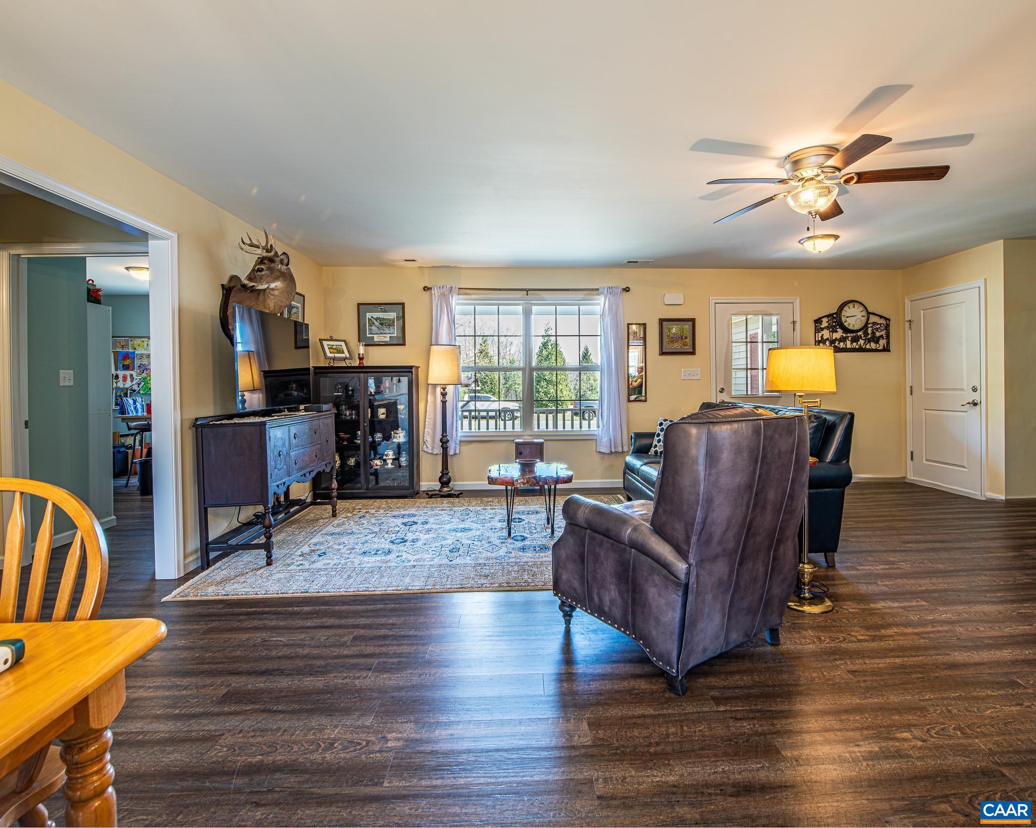 186 ROSEWOOD DR, SCOTTSVILLE, Virginia 24590, 3 Bedrooms Bedrooms, ,2 BathroomsBathrooms,Residential,186 ROSEWOOD DR,675453 MLS # 675453 186 ROSEWOOD DR, SCOTTSVILLE, Virginia 24590, 3 Bedrooms Bedrooms, ,2 BathroomsBathrooms,Residential,186 ROSEWOOD DR,675453 MLS # 675453