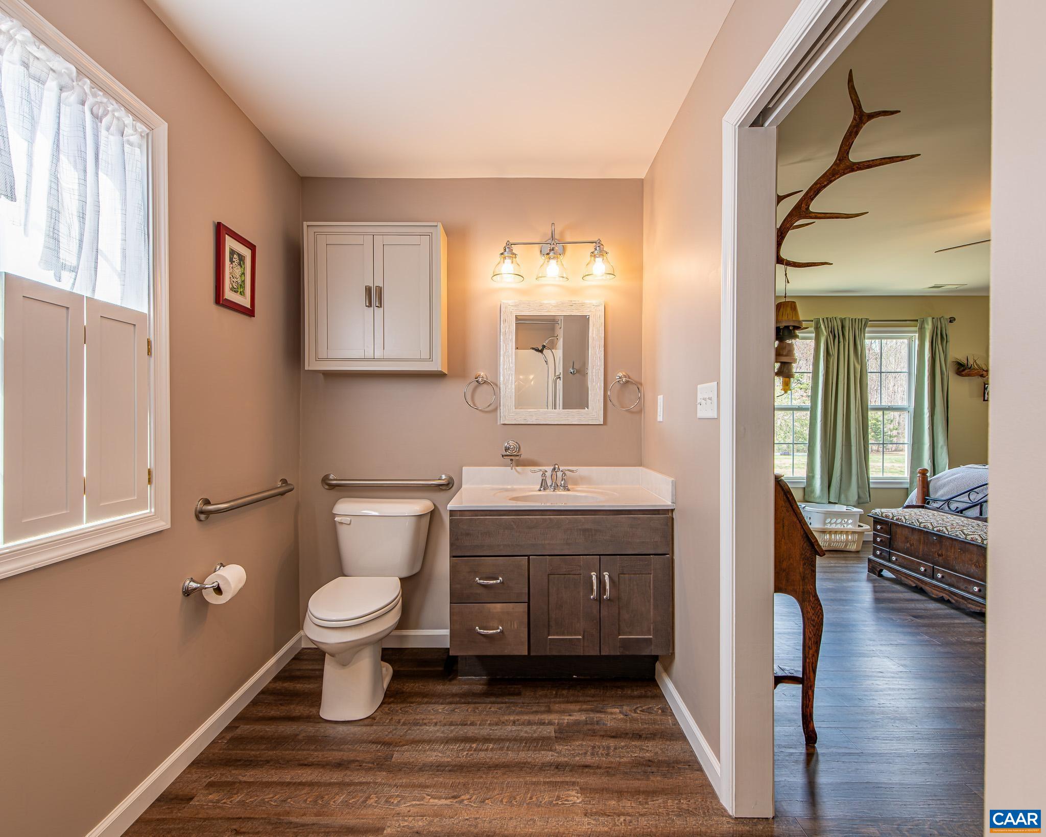 186 ROSEWOOD DR, SCOTTSVILLE, Virginia 24590, 3 Bedrooms Bedrooms, ,2 BathroomsBathrooms,Residential,186 ROSEWOOD DR,675453 MLS # 675453 186 ROSEWOOD DR, SCOTTSVILLE, Virginia 24590, 3 Bedrooms Bedrooms, ,2 BathroomsBathrooms,Residential,186 ROSEWOOD DR,675453 MLS # 675453