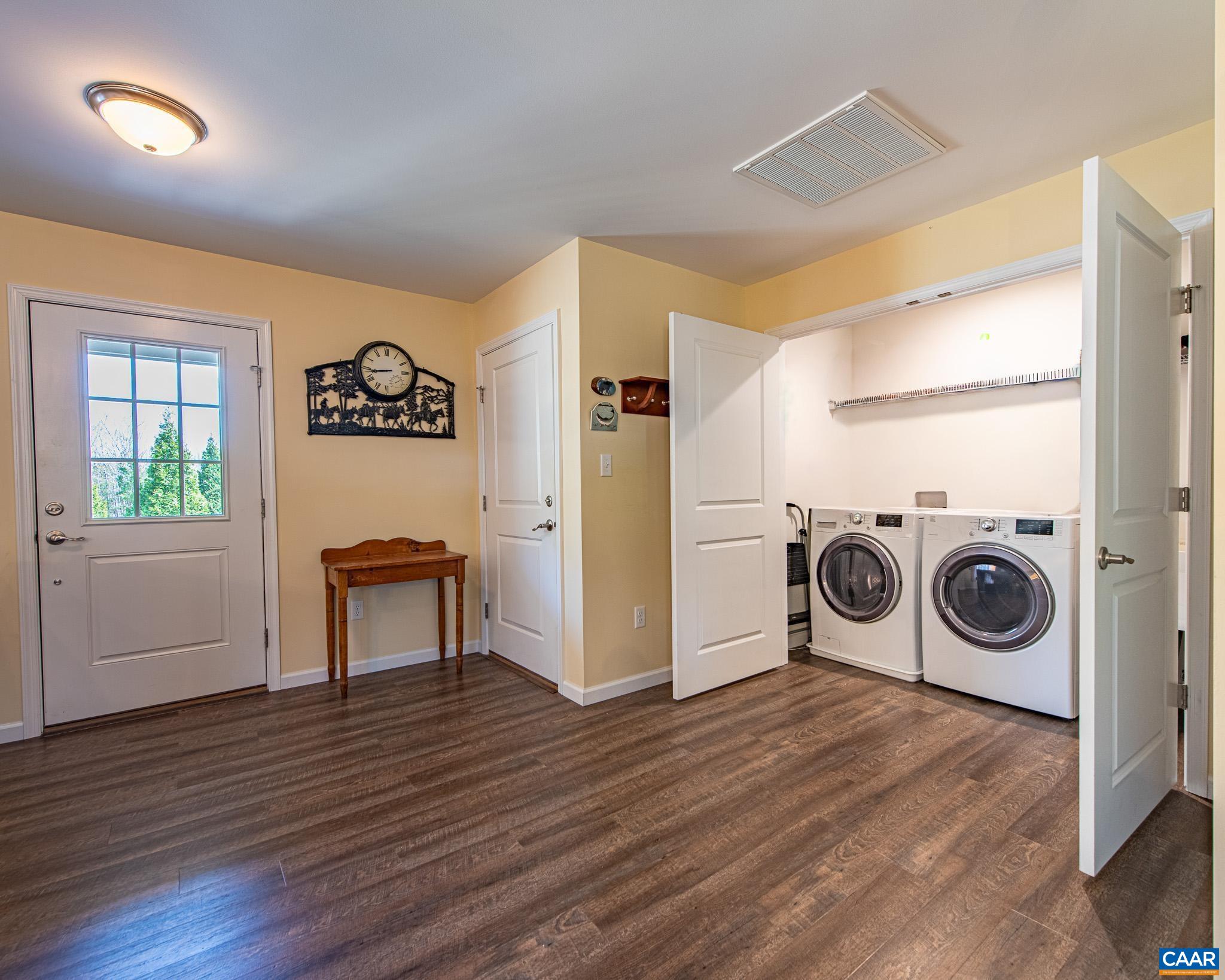 186 ROSEWOOD DR, SCOTTSVILLE, Virginia 24590, 3 Bedrooms Bedrooms, ,2 BathroomsBathrooms,Residential,186 ROSEWOOD DR,675453 MLS # 675453 186 ROSEWOOD DR, SCOTTSVILLE, Virginia 24590, 3 Bedrooms Bedrooms, ,2 BathroomsBathrooms,Residential,186 ROSEWOOD DR,675453 MLS # 675453