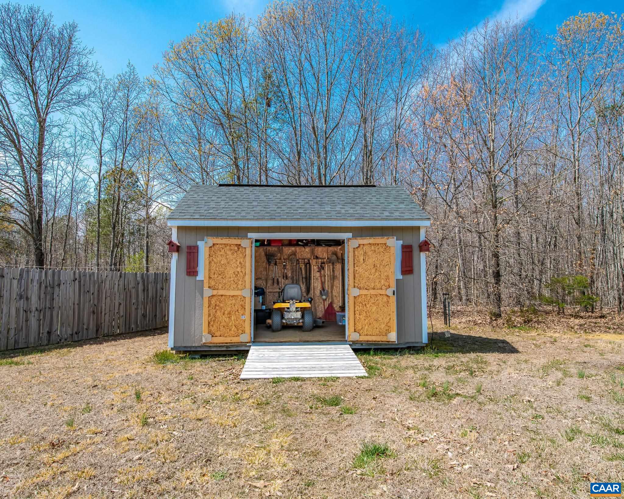 186 ROSEWOOD DR, SCOTTSVILLE, Virginia 24590, 3 Bedrooms Bedrooms, ,2 BathroomsBathrooms,Residential,186 ROSEWOOD DR,675453 MLS # 675453 186 ROSEWOOD DR, SCOTTSVILLE, Virginia 24590, 3 Bedrooms Bedrooms, ,2 BathroomsBathrooms,Residential,186 ROSEWOOD DR,675453 MLS # 675453