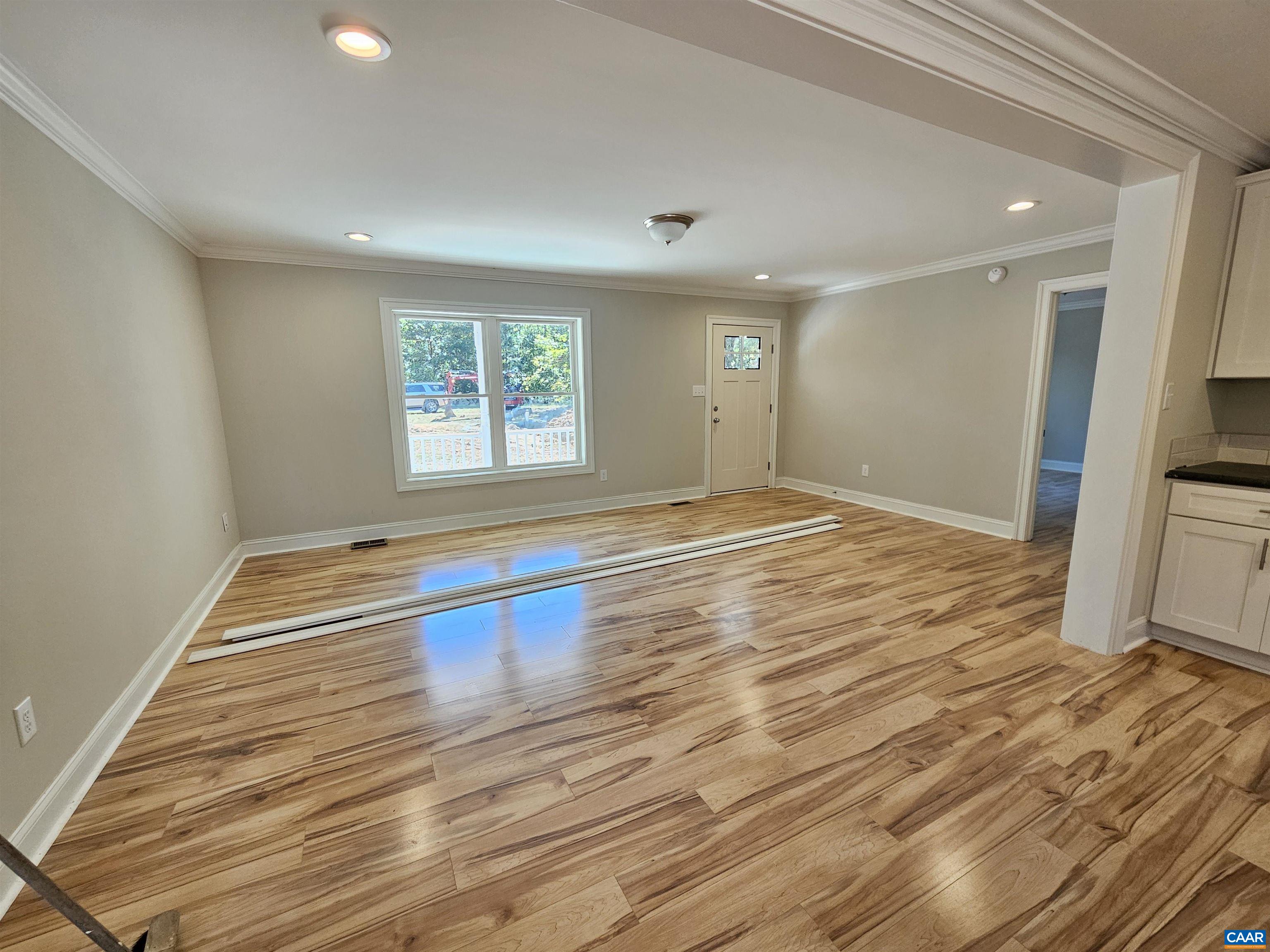 121 SHARPS CREEK DR, SCOTTSVILLE, Virginia 24590, 3 Bedrooms Bedrooms, ,2 BathroomsBathrooms,Residential,121 SHARPS CREEK DR,675455 MLS # 675455