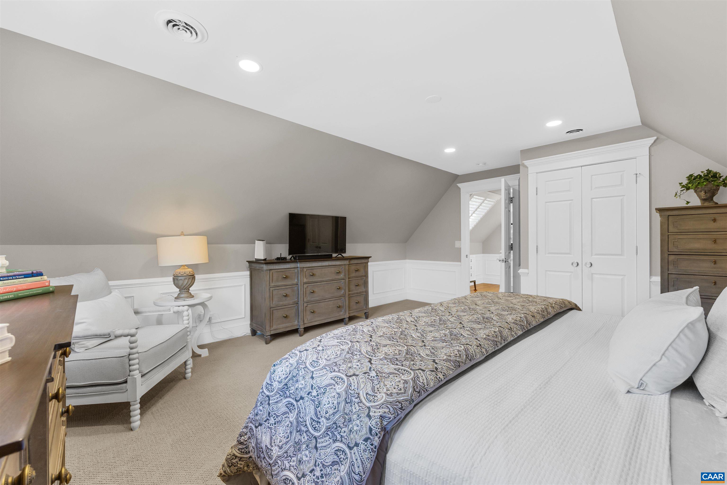 155 IVY RIDGE RD, CHARLOTTESVILLE, Virginia 22901, 6 Bedrooms Bedrooms, ,4 BathroomsBathrooms,Residential,Henderson Estate,155 IVY RIDGE RD,675458 MLS # 675458 155 IVY RIDGE RD, CHARLOTTESVILLE, Virginia 22901, 6 Bedrooms Bedrooms, ,4 BathroomsBathrooms,Residential,Henderson Estate,155 IVY RIDGE RD,675458 MLS # 675458