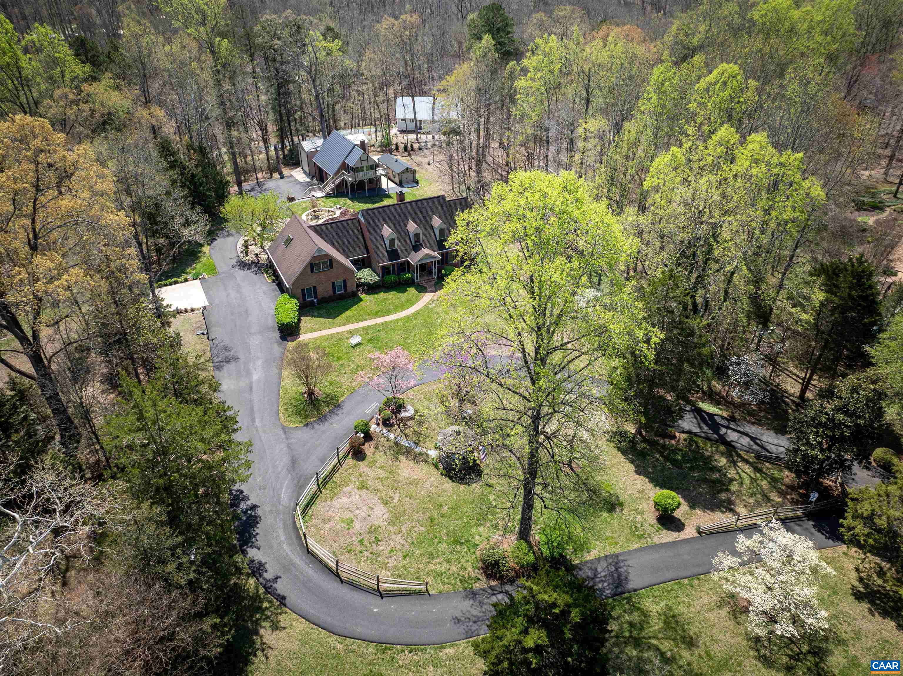 155 IVY RIDGE RD, CHARLOTTESVILLE, Virginia 22901, 6 Bedrooms Bedrooms, ,4 BathroomsBathrooms,Residential,Henderson Estate,155 IVY RIDGE RD,675458 MLS # 675458 155 IVY RIDGE RD, CHARLOTTESVILLE, Virginia 22901, 6 Bedrooms Bedrooms, ,4 BathroomsBathrooms,Residential,Henderson Estate,155 IVY RIDGE RD,675458 MLS # 675458