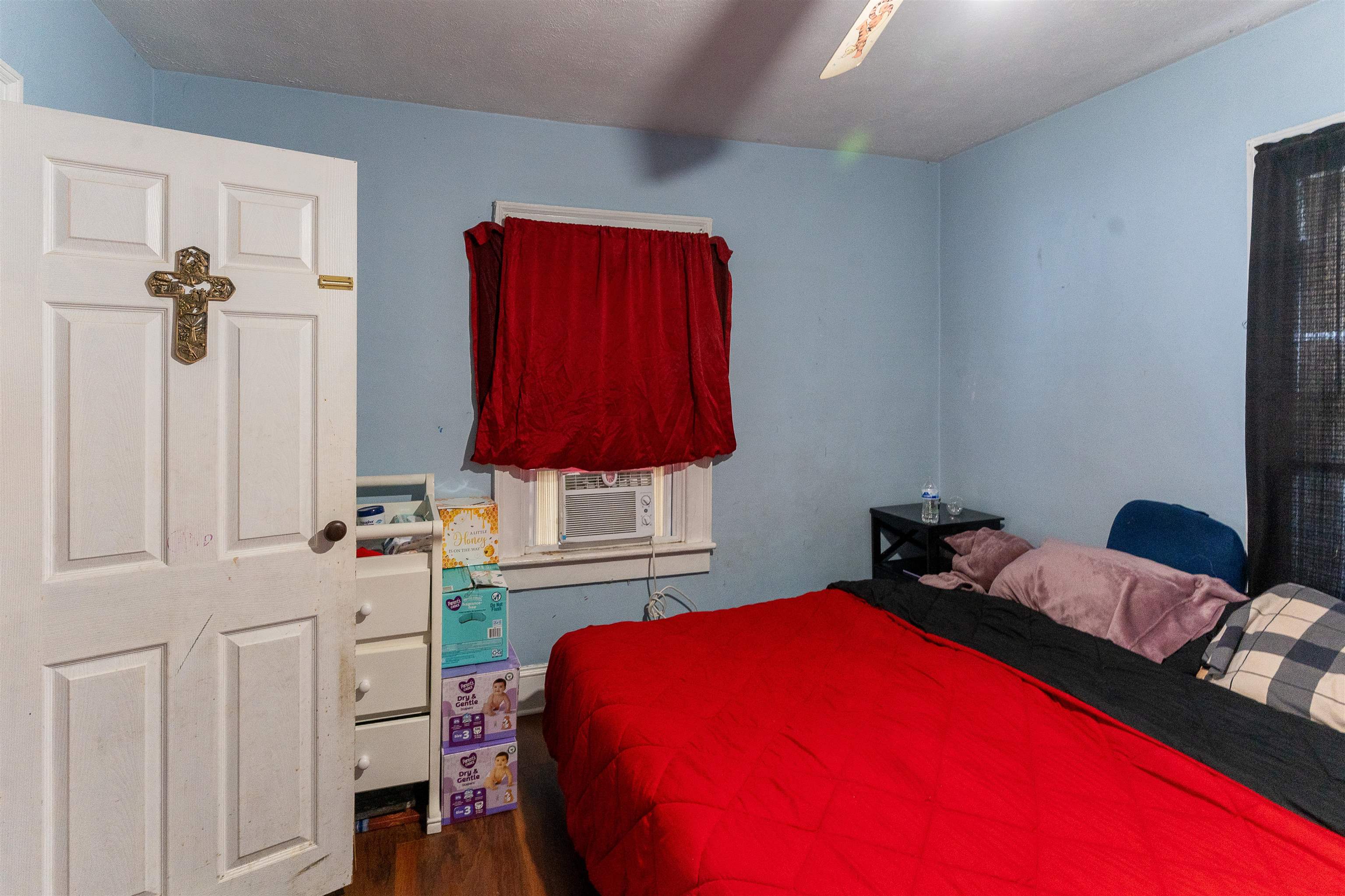 398 FRANKLIN ST, HARRISONBURG, Virginia 22801, 2 Bedrooms Bedrooms, ,1 BathroomBathrooms,Residential,398 FRANKLIN ST,675459 MLS # 675459