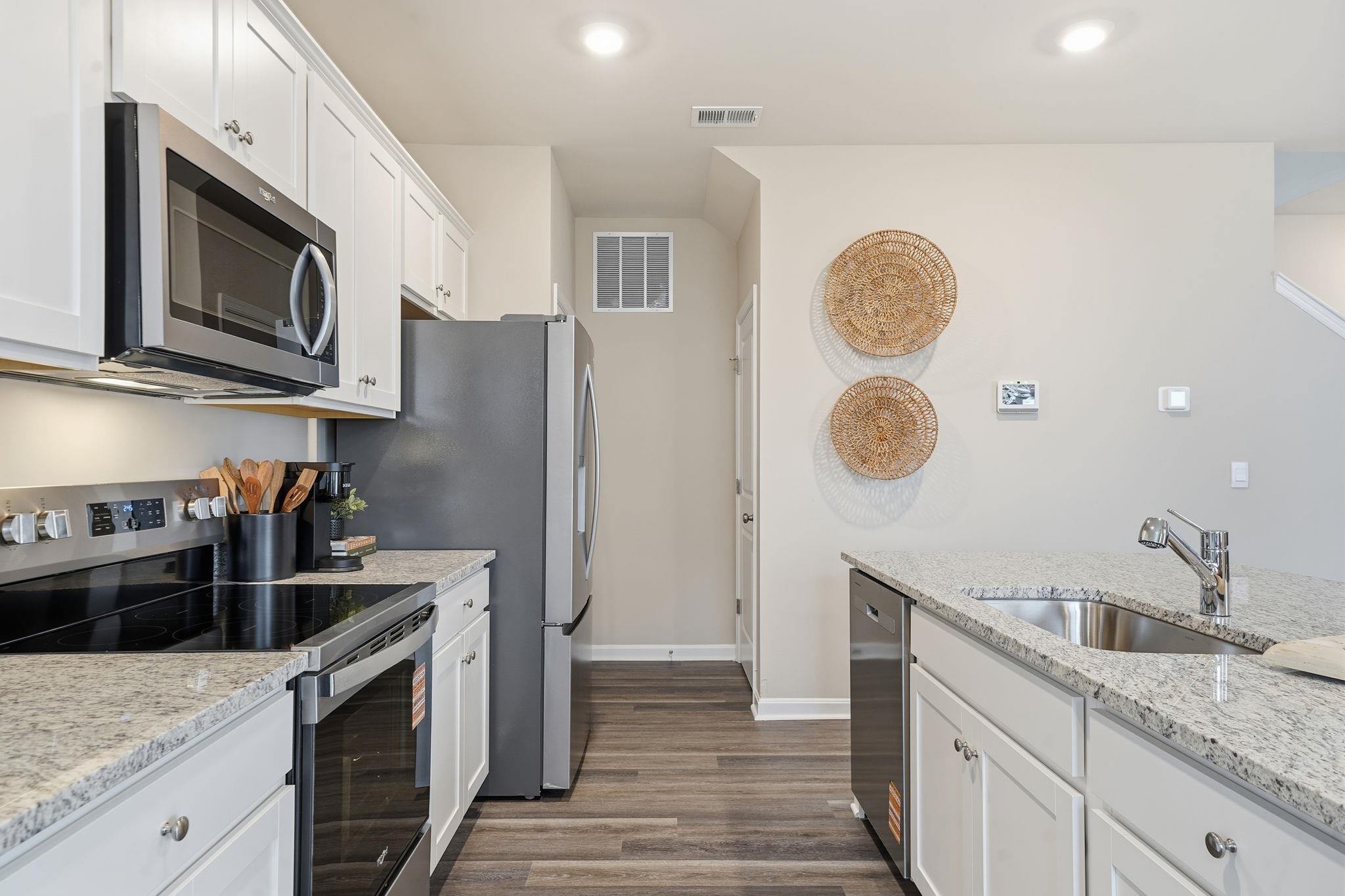 109 MEADOW RIDGE WAY, STAUNTON, Virginia 24401, 4 Bedrooms Bedrooms, ,2 BathroomsBathrooms,Residential,109 MEADOW RIDGE WAY,675463 MLS # 675463