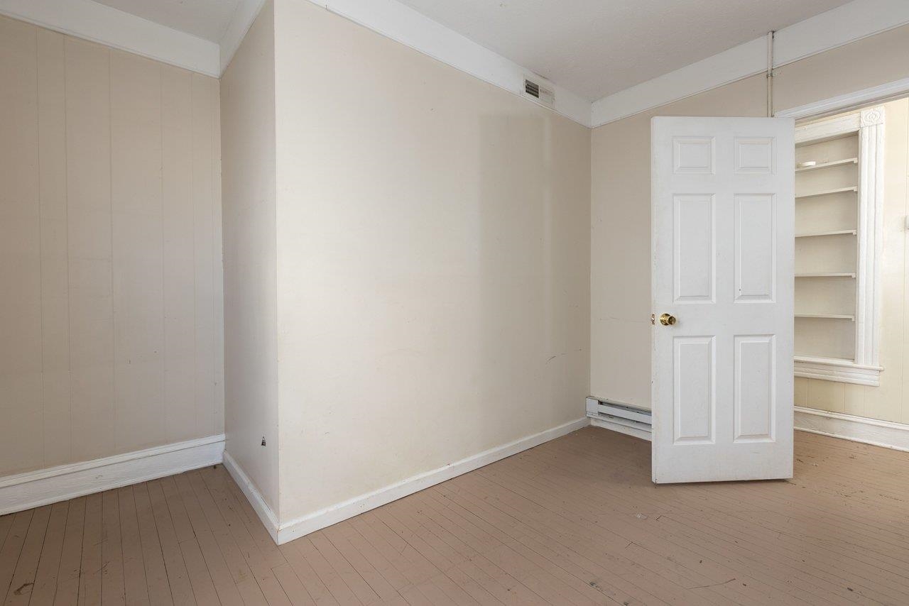 317 W 12TH ST, WAYNESBORO, Virginia 22980, 3 Bedrooms Bedrooms, ,2 BathroomsBathrooms,Residential,317 W 12TH ST,675469 MLS # 675469