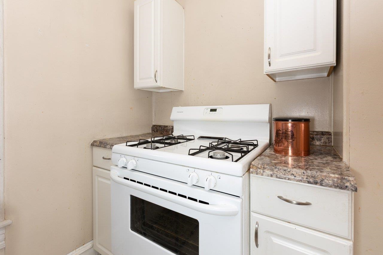 317 W 12TH ST, WAYNESBORO, Virginia 22980, 3 Bedrooms Bedrooms, ,2 BathroomsBathrooms,Residential,317 W 12TH ST,675469 MLS # 675469