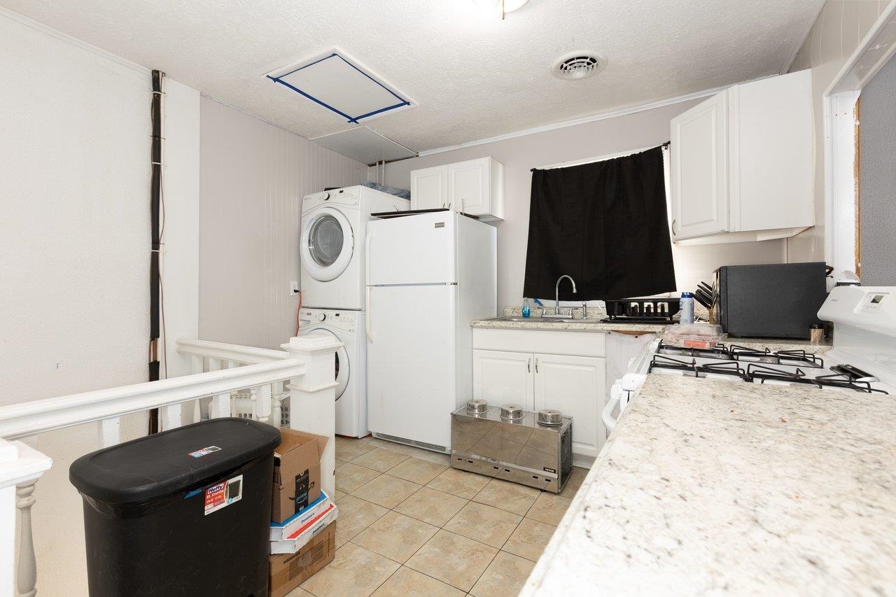 317 W 12TH ST, WAYNESBORO, Virginia 22980, 3 Bedrooms Bedrooms, ,2 BathroomsBathrooms,Residential,317 W 12TH ST,675469 MLS # 675469