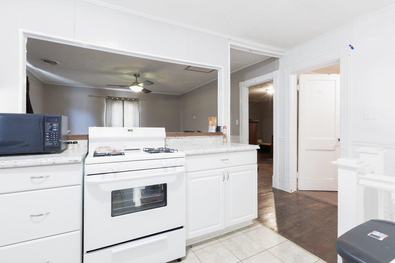 317 W 12TH ST, WAYNESBORO, Virginia 22980, 3 Bedrooms Bedrooms, ,2 BathroomsBathrooms,Residential,317 W 12TH ST,675469 MLS # 675469