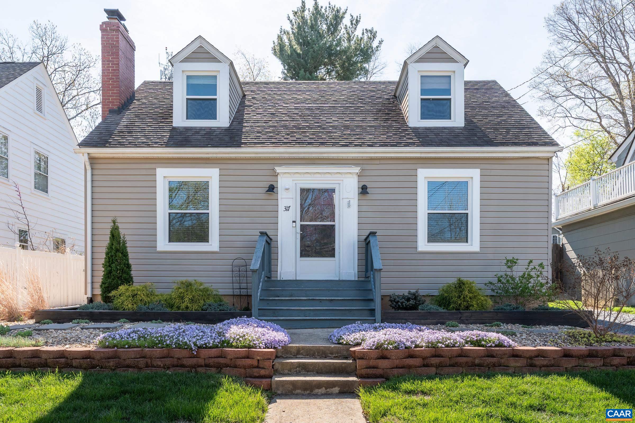 317 YORK AVE, STAUNTON, Virginia 24401, 3 Bedrooms Bedrooms, ,1 BathroomBathrooms,Residential,317 YORK AVE,675476 MLS # 675476 317 YORK AVE, STAUNTON, Virginia 24401, 3 Bedrooms Bedrooms, ,1 BathroomBathrooms,Residential,317 YORK AVE,675476 MLS # 675476