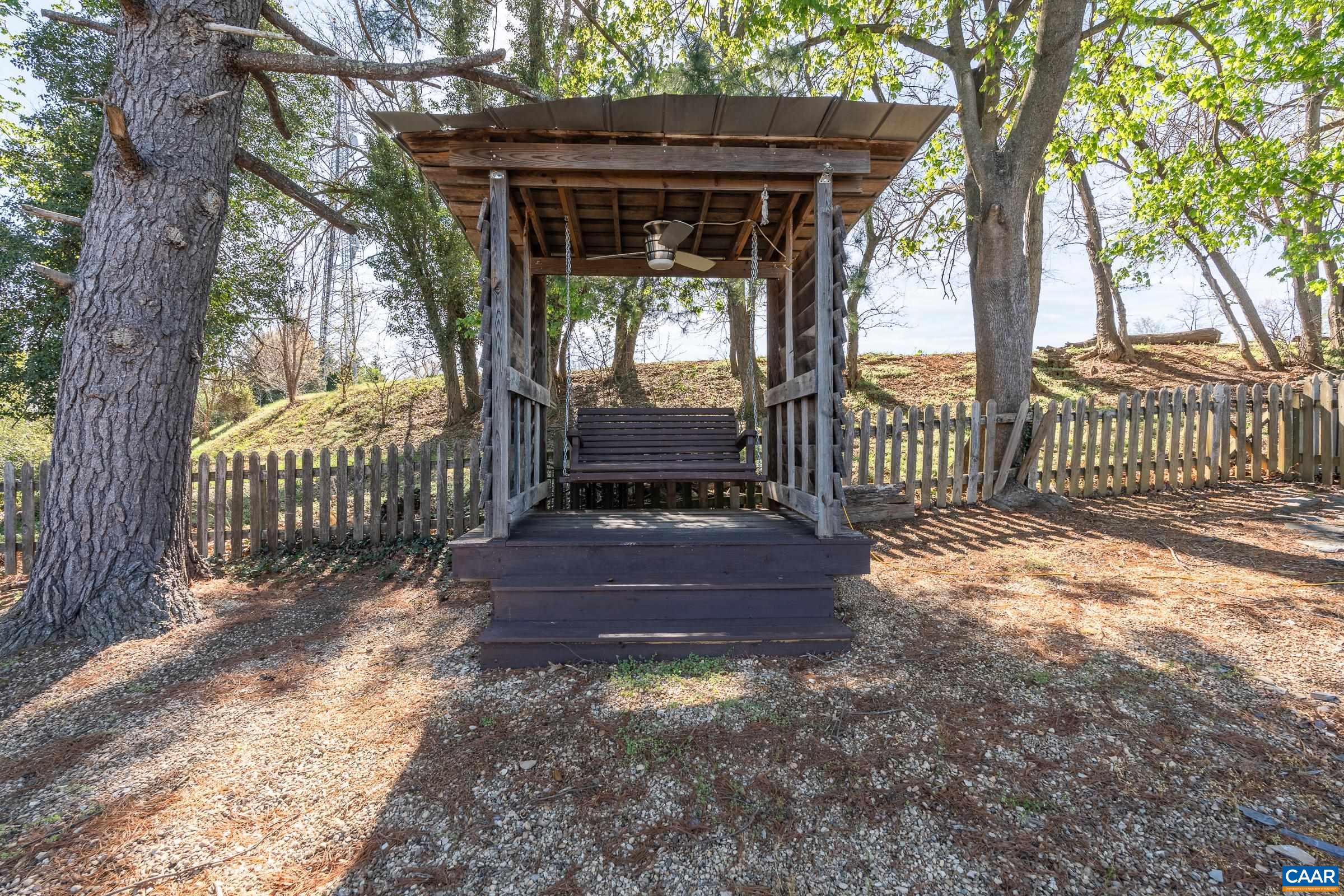 317 YORK AVE, STAUNTON, Virginia 24401, 3 Bedrooms Bedrooms, ,1 BathroomBathrooms,Residential,317 YORK AVE,675476 MLS # 675476 317 YORK AVE, STAUNTON, Virginia 24401, 3 Bedrooms Bedrooms, ,1 BathroomBathrooms,Residential,317 YORK AVE,675476 MLS # 675476