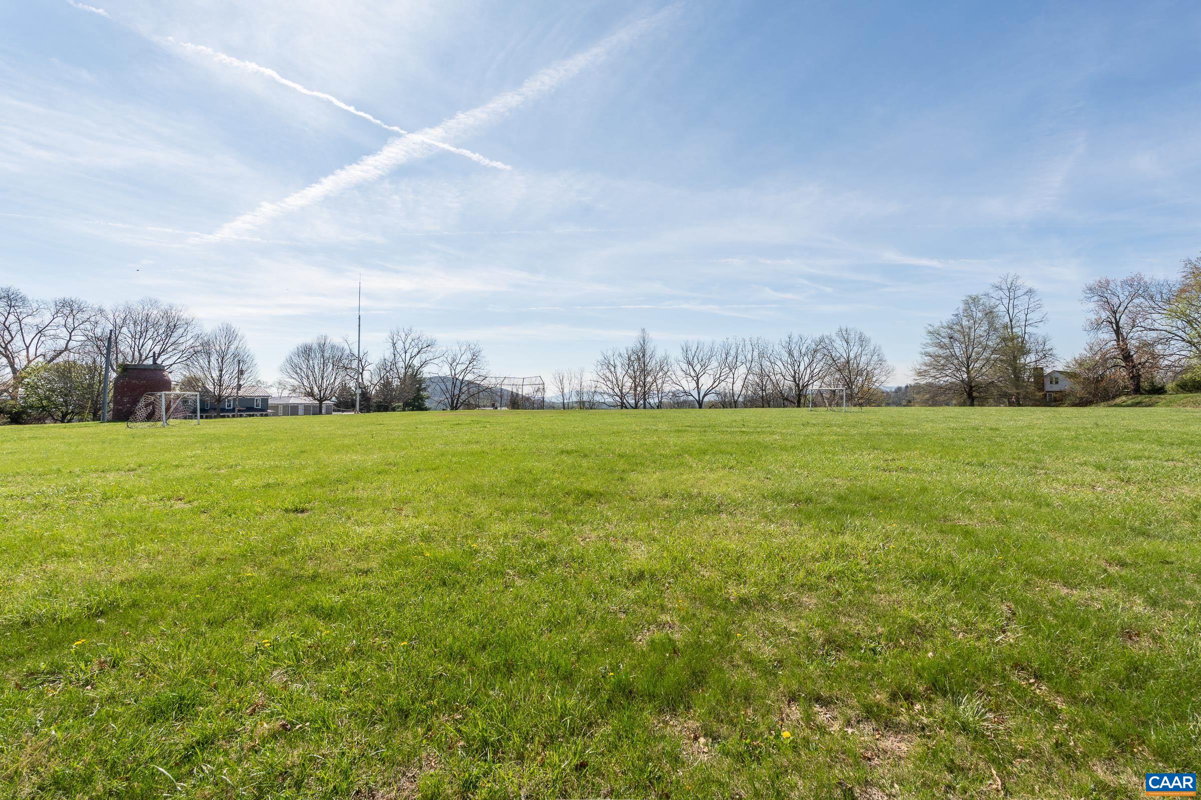 317 YORK AVE, STAUNTON, Virginia 24401, 3 Bedrooms Bedrooms, ,1 BathroomBathrooms,Residential,317 YORK AVE,675476 MLS # 675476 317 YORK AVE, STAUNTON, Virginia 24401, 3 Bedrooms Bedrooms, ,1 BathroomBathrooms,Residential,317 YORK AVE,675476 MLS # 675476