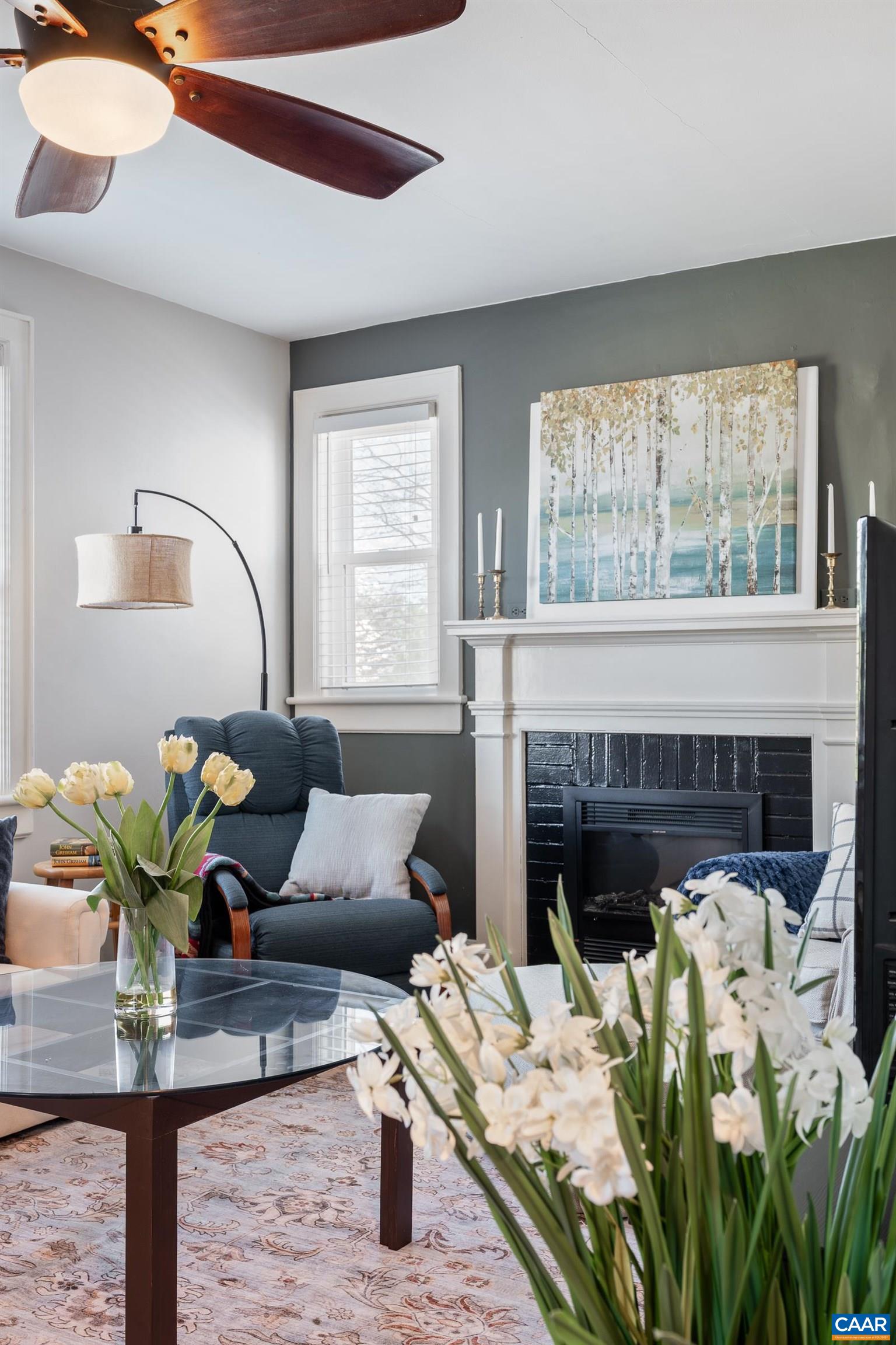 317 YORK AVE, STAUNTON, Virginia 24401, 3 Bedrooms Bedrooms, ,1 BathroomBathrooms,Residential,317 YORK AVE,675476 MLS # 675476 317 YORK AVE, STAUNTON, Virginia 24401, 3 Bedrooms Bedrooms, ,1 BathroomBathrooms,Residential,317 YORK AVE,675476 MLS # 675476