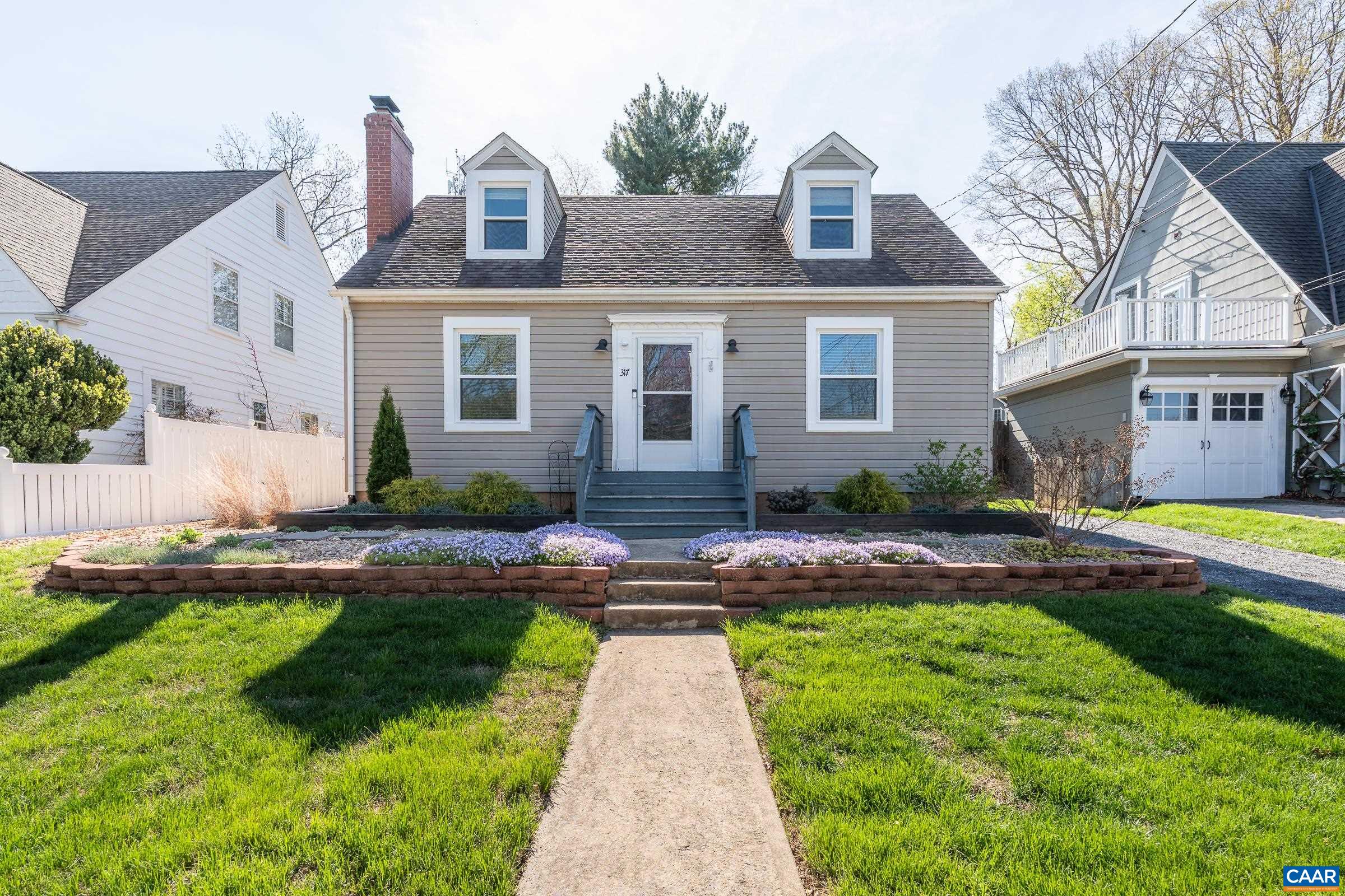 317 YORK AVE, STAUNTON, Virginia 24401, 3 Bedrooms Bedrooms, ,1 BathroomBathrooms,Residential,317 YORK AVE,675476 MLS # 675476 317 YORK AVE, STAUNTON, Virginia 24401, 3 Bedrooms Bedrooms, ,1 BathroomBathrooms,Residential,317 YORK AVE,675476 MLS # 675476