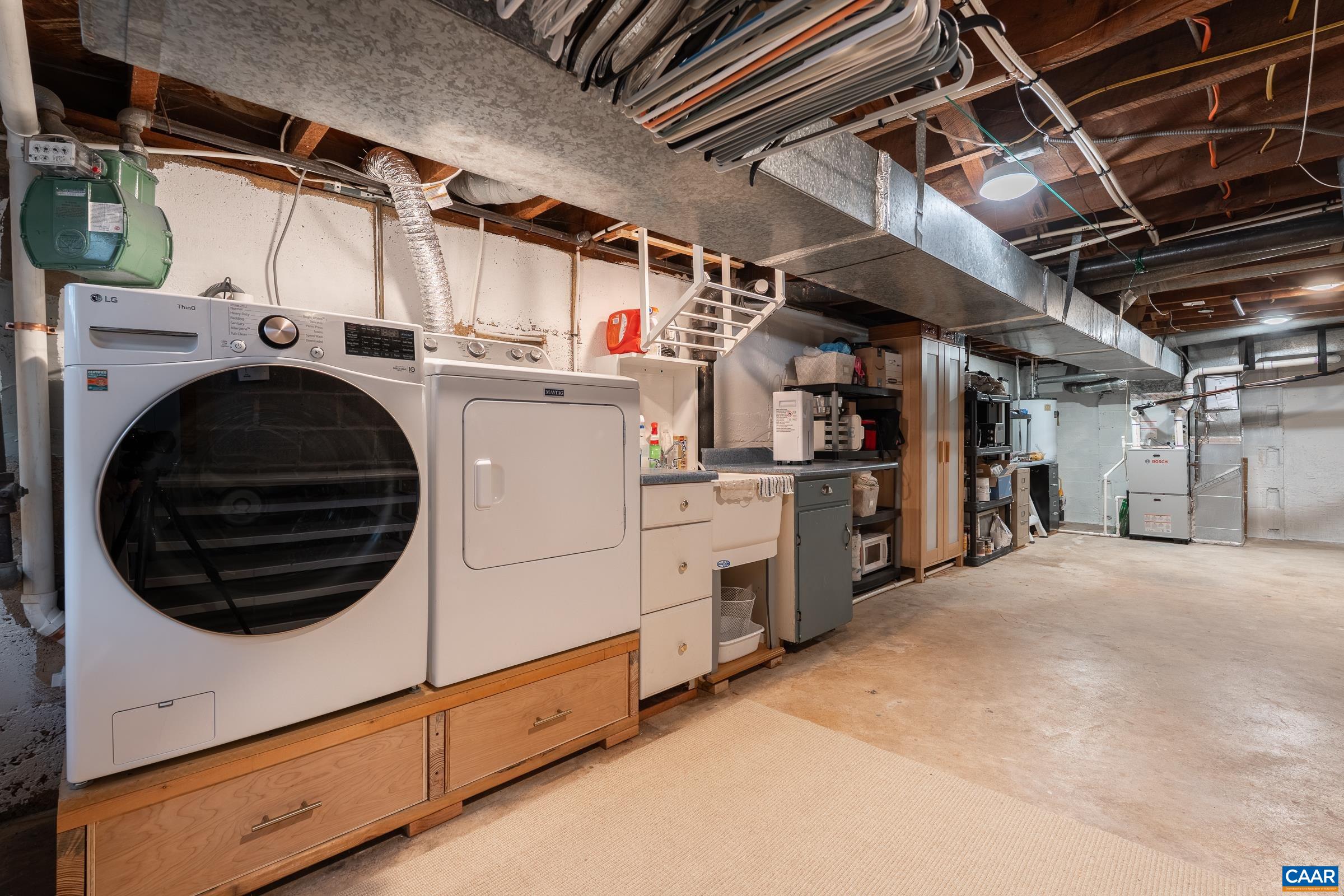 317 YORK AVE, STAUNTON, Virginia 24401, 3 Bedrooms Bedrooms, ,1 BathroomBathrooms,Residential,317 YORK AVE,675476 MLS # 675476 317 YORK AVE, STAUNTON, Virginia 24401, 3 Bedrooms Bedrooms, ,1 BathroomBathrooms,Residential,317 YORK AVE,675476 MLS # 675476