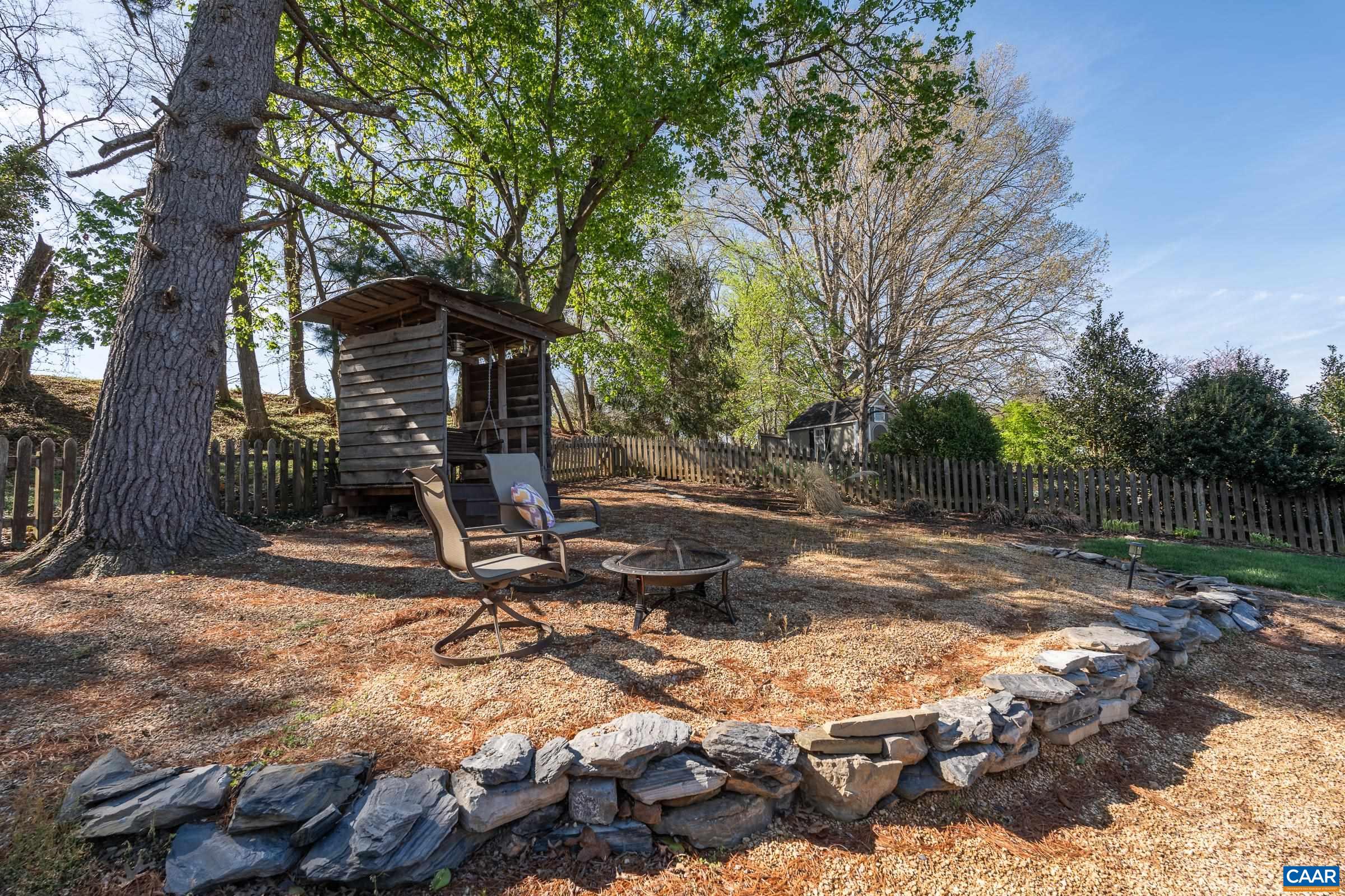 317 YORK AVE, STAUNTON, Virginia 24401, 3 Bedrooms Bedrooms, ,1 BathroomBathrooms,Residential,317 YORK AVE,675476 MLS # 675476 317 YORK AVE, STAUNTON, Virginia 24401, 3 Bedrooms Bedrooms, ,1 BathroomBathrooms,Residential,317 YORK AVE,675476 MLS # 675476