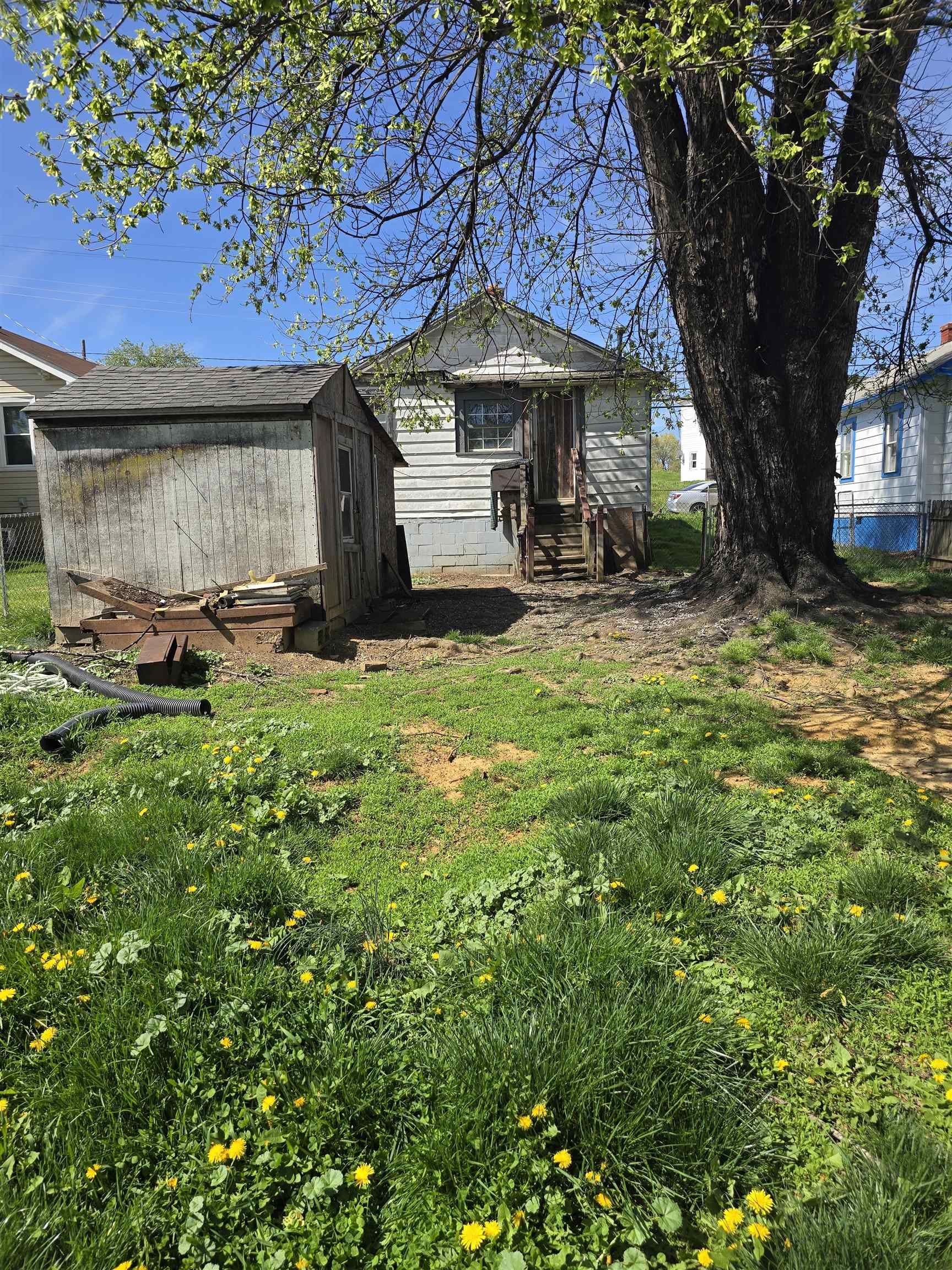 1117 NEW HOPE RD, WAYNESBORO, Virginia 22980, 2 Bedrooms Bedrooms, ,1 BathroomBathrooms,Residential,1117 NEW HOPE RD,675477 MLS # 675477