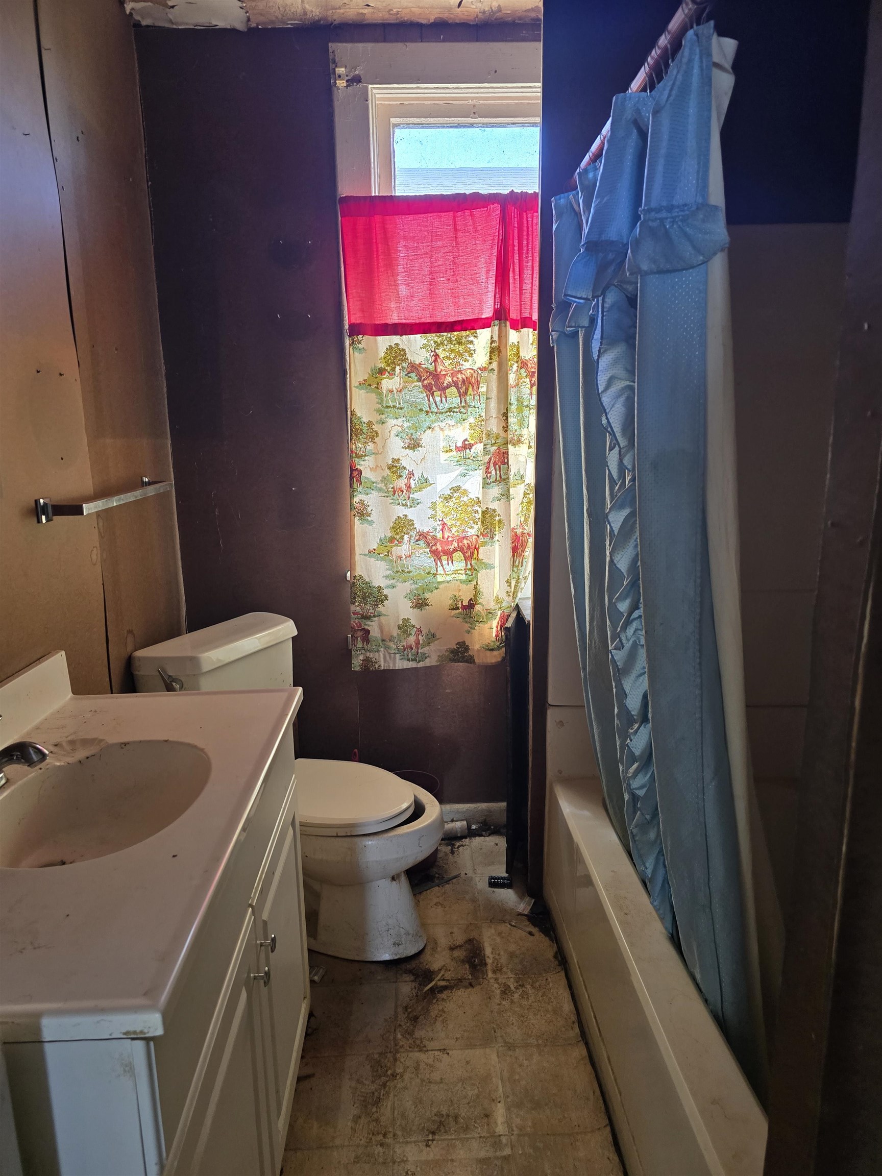 1117 NEW HOPE RD, WAYNESBORO, Virginia 22980, 2 Bedrooms Bedrooms, ,1 BathroomBathrooms,Residential,1117 NEW HOPE RD,675477 MLS # 675477