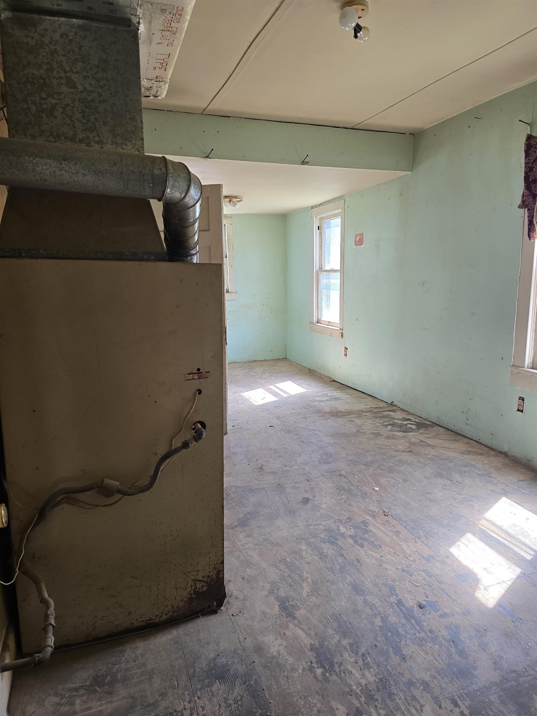 1117 NEW HOPE RD, WAYNESBORO, Virginia 22980, 2 Bedrooms Bedrooms, ,1 BathroomBathrooms,Residential,1117 NEW HOPE RD,675477 MLS # 675477