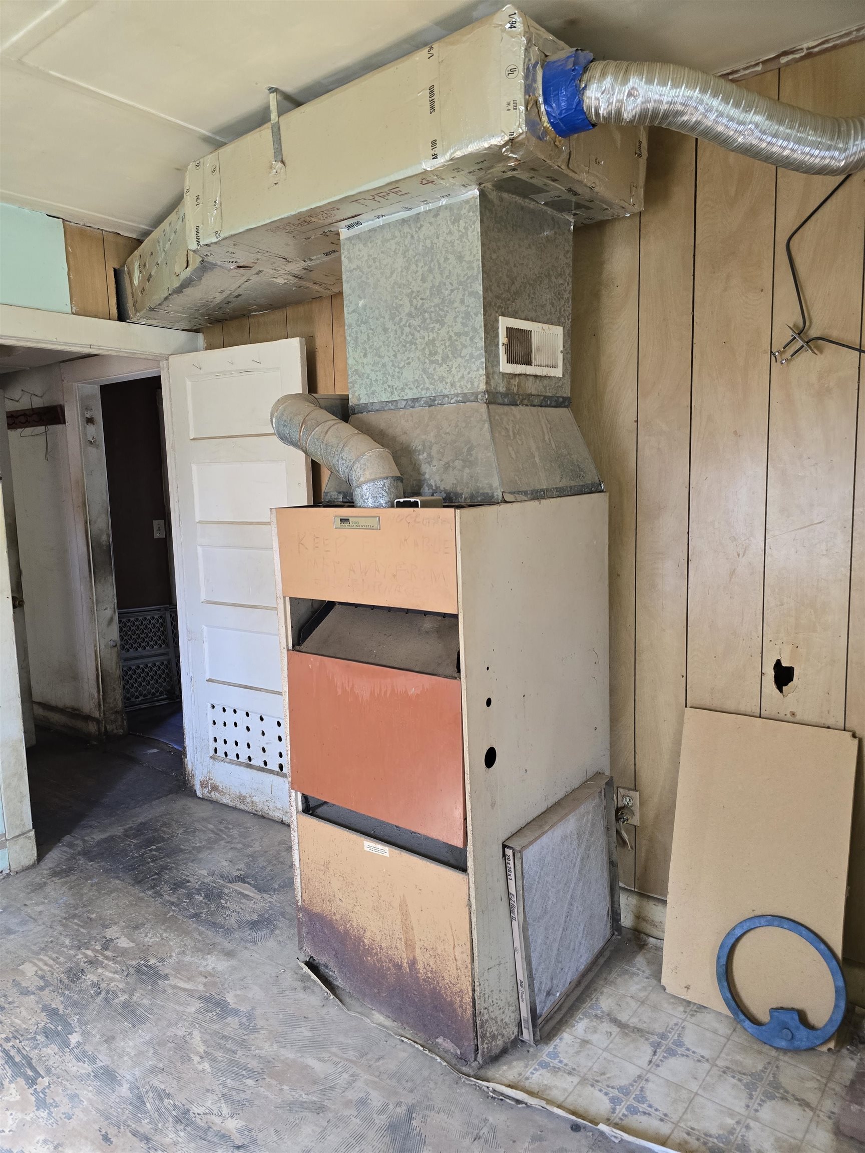 1117 NEW HOPE RD, WAYNESBORO, Virginia 22980, 2 Bedrooms Bedrooms, ,1 BathroomBathrooms,Residential,1117 NEW HOPE RD,675477 MLS # 675477