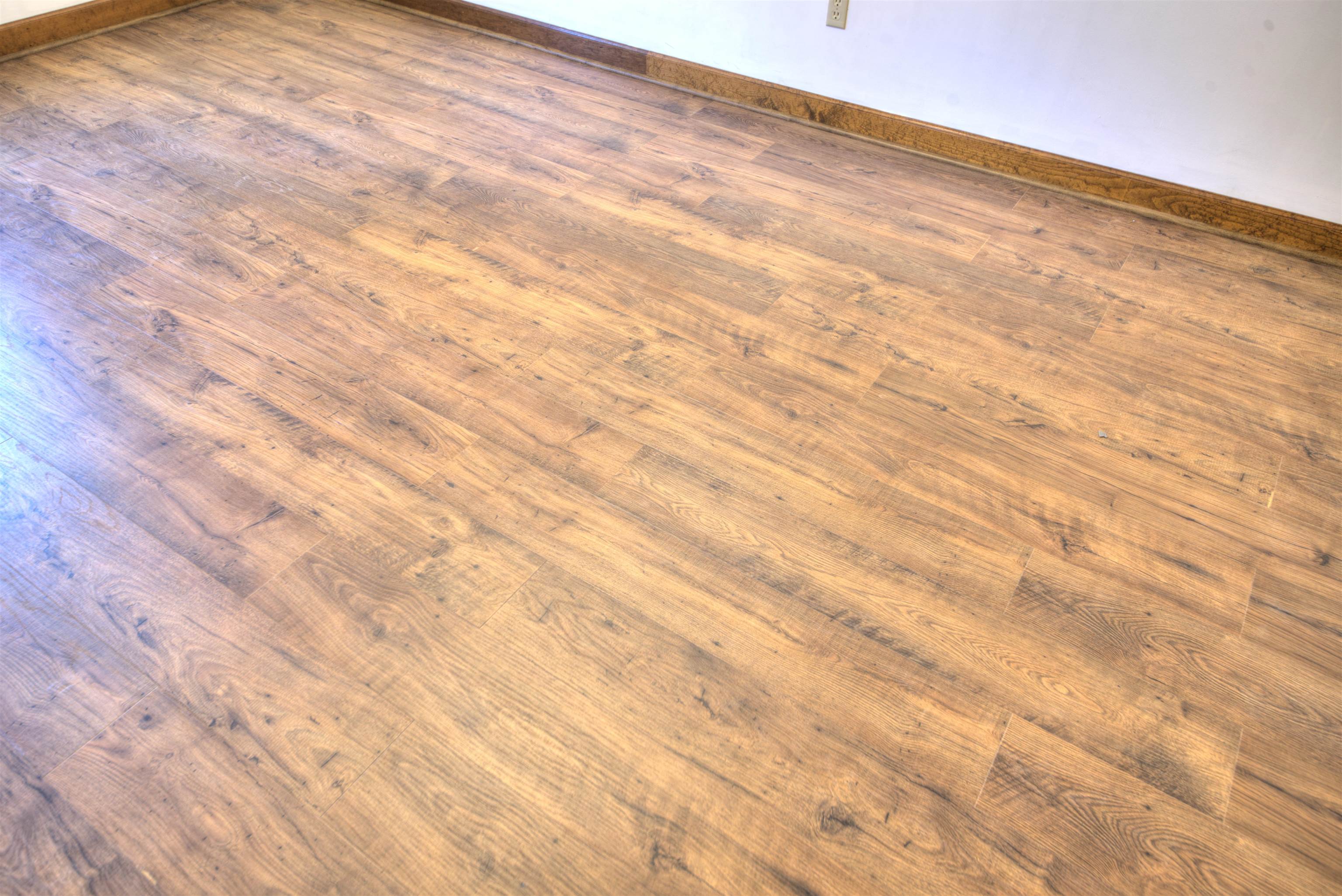 405 S LINDEN AVE, WAYNESBORO, Virginia 22980, 3 Bedrooms Bedrooms, ,2 BathroomsBathrooms,Residential,405 S LINDEN AVE,675480 MLS # 675480