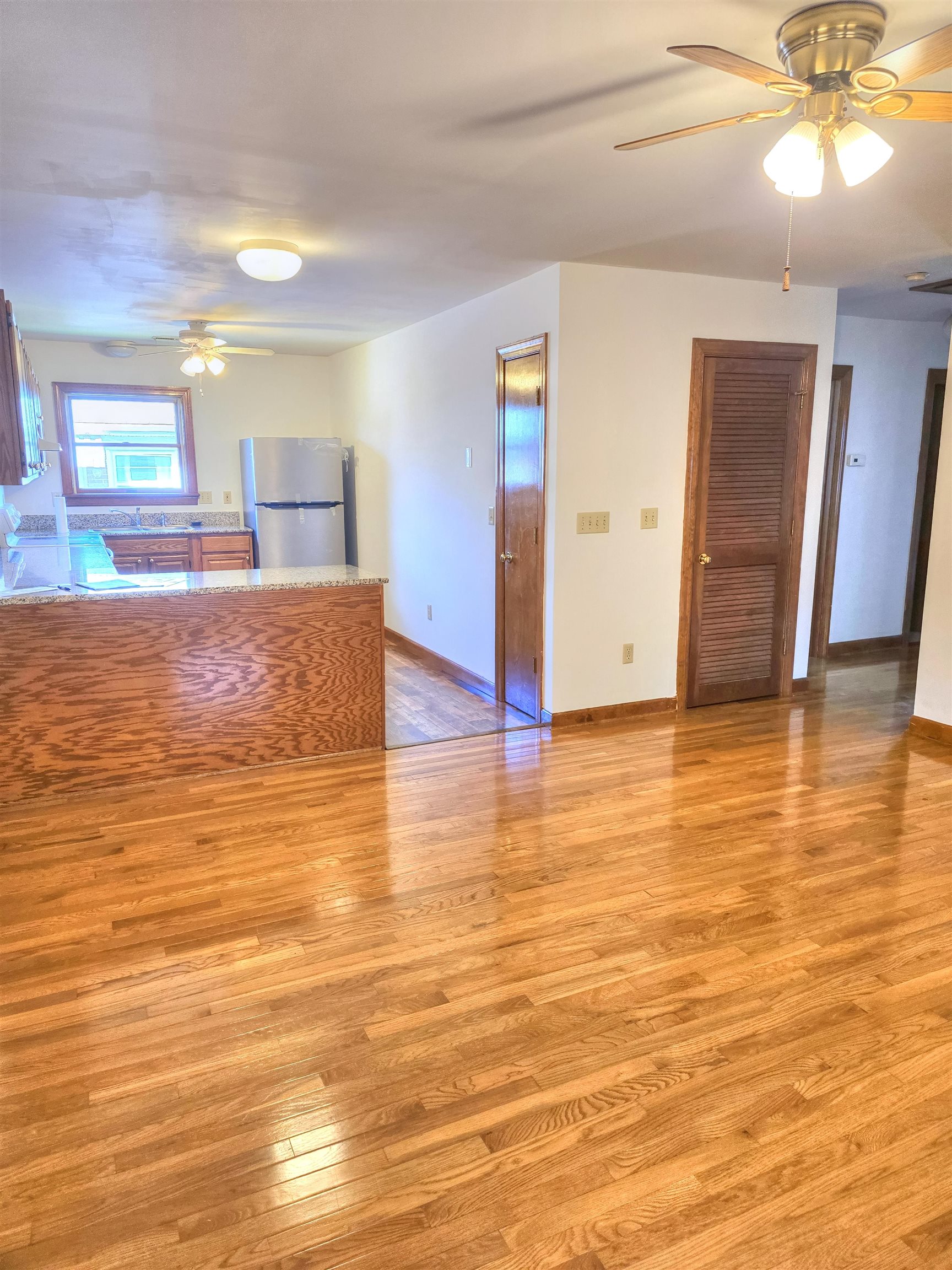 405 S LINDEN AVE, WAYNESBORO, Virginia 22980, 3 Bedrooms Bedrooms, ,2 BathroomsBathrooms,Residential,405 S LINDEN AVE,675480 MLS # 675480