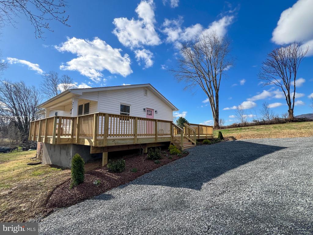 22 HOPEWELL LN, SPERRYVILLE, Virginia 22740, 4 Bedrooms Bedrooms, ,2 BathroomsBathrooms,Residential,22 HOPEWELL LN,VARP2002528 MLS # VARP2002528 22 HOPEWELL LN, SPERRYVILLE, Virginia 22740, 4 Bedrooms Bedrooms, ,2 BathroomsBathrooms,Residential,22 HOPEWELL LN,VARP2002528 MLS # VARP2002528