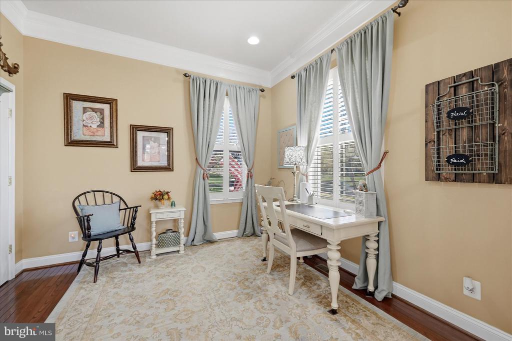 6796 SHOLES CT, WARRENTON, Virginia, 4 Bedrooms Bedrooms, ,3 BathroomsBathrooms,Residential,6796 SHOLES CT,VAFQ2021212 MLS # VAFQ2021212 6796 SHOLES CT, WARRENTON, Virginia, 4 Bedrooms Bedrooms, ,3 BathroomsBathrooms,Residential,6796 SHOLES CT,VAFQ2021212 MLS # VAFQ2021212