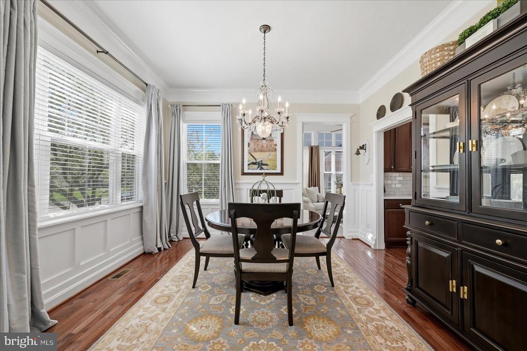 6796 SHOLES CT, WARRENTON, Virginia, 4 Bedrooms Bedrooms, ,3 BathroomsBathrooms,Residential,6796 SHOLES CT,VAFQ2021212 MLS # VAFQ2021212 6796 SHOLES CT, WARRENTON, Virginia, 4 Bedrooms Bedrooms, ,3 BathroomsBathrooms,Residential,6796 SHOLES CT,VAFQ2021212 MLS # VAFQ2021212