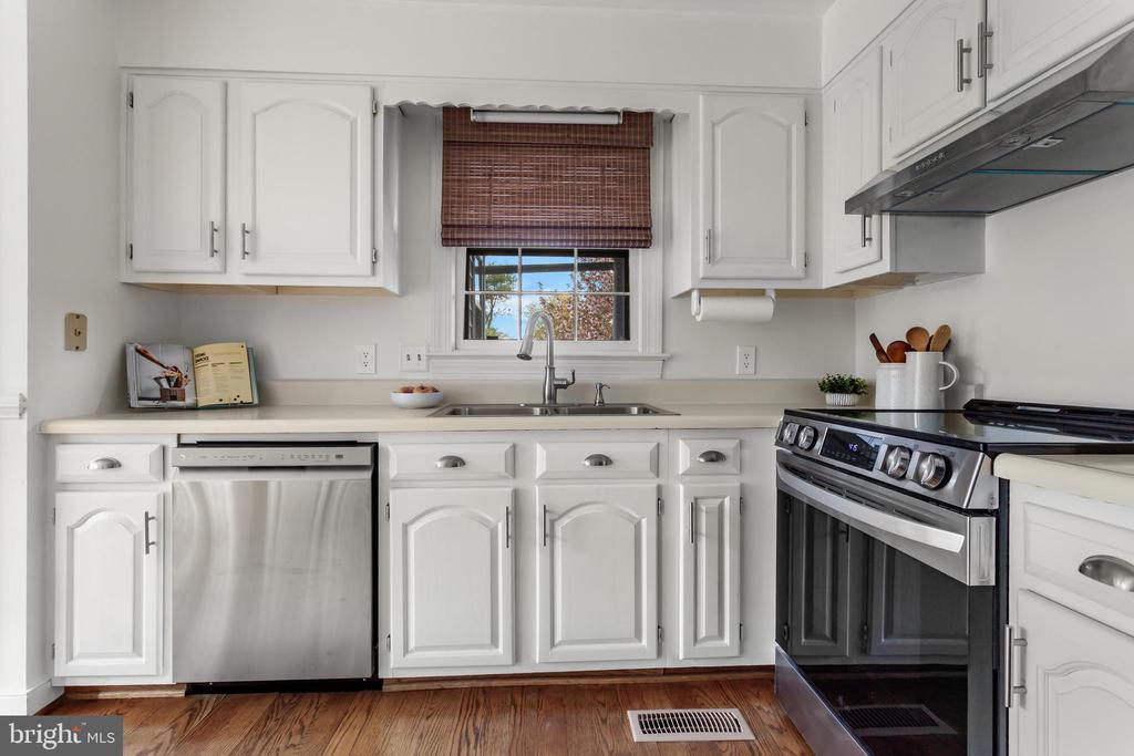 5113 FIELDING LEWIS CT, FREDERICKSBURG, Virginia 22408, 4 Bedrooms Bedrooms, ,2 BathroomsBathrooms,Residential,5113 FIELDING LEWIS CT,VASP2040584 MLS # VASP2040584 5113 FIELDING LEWIS CT, FREDERICKSBURG, Virginia 22408, 4 Bedrooms Bedrooms, ,2 BathroomsBathrooms,Residential,5113 FIELDING LEWIS CT,VASP2040584 MLS # VASP2040584