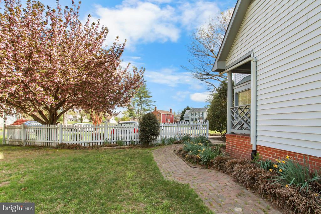 5113 FIELDING LEWIS CT, FREDERICKSBURG, Virginia 22408, 4 Bedrooms Bedrooms, ,2 BathroomsBathrooms,Residential,5113 FIELDING LEWIS CT,VASP2040584 MLS # VASP2040584 5113 FIELDING LEWIS CT, FREDERICKSBURG, Virginia 22408, 4 Bedrooms Bedrooms, ,2 BathroomsBathrooms,Residential,5113 FIELDING LEWIS CT,VASP2040584 MLS # VASP2040584