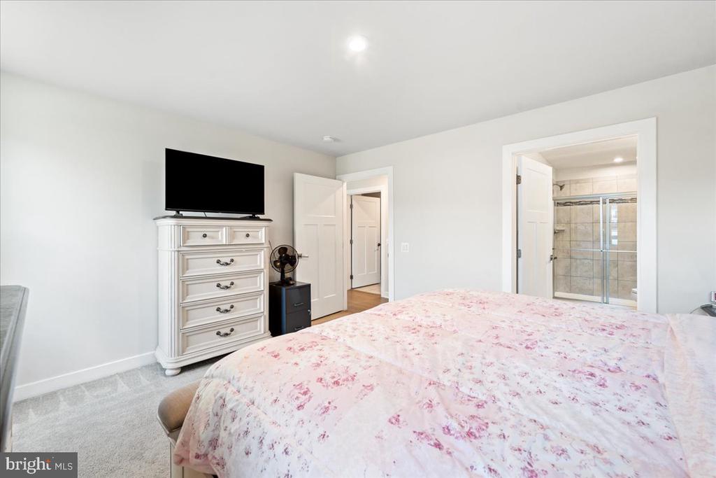 7609 LOUGHTON LN, SPOTSYLVANIA, Virginia 22551, 4 Bedrooms Bedrooms, ,3 BathroomsBathrooms,Residential,7609 LOUGHTON LN,VASP2040642 MLS # VASP2040642 7609 LOUGHTON LN, SPOTSYLVANIA, Virginia 22551, 4 Bedrooms Bedrooms, ,3 BathroomsBathrooms,Residential,7609 LOUGHTON LN,VASP2040642 MLS # VASP2040642