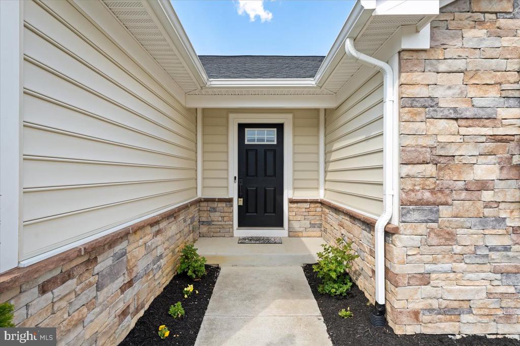 7609 LOUGHTON LN, SPOTSYLVANIA, Virginia 22551, 4 Bedrooms Bedrooms, ,3 BathroomsBathrooms,Residential,7609 LOUGHTON LN,VASP2040642 MLS # VASP2040642 7609 LOUGHTON LN, SPOTSYLVANIA, Virginia 22551, 4 Bedrooms Bedrooms, ,3 BathroomsBathrooms,Residential,7609 LOUGHTON LN,VASP2040642 MLS # VASP2040642