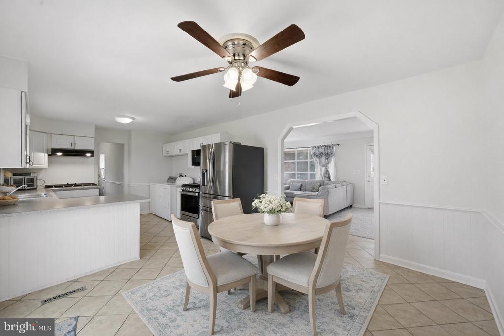 613 OVERLOOK ST, CULPEPER, Virginia 22701, 3 Bedrooms Bedrooms, ,2 BathroomsBathrooms,Residential,613 OVERLOOK ST,VACU2013060 MLS # VACU2013060