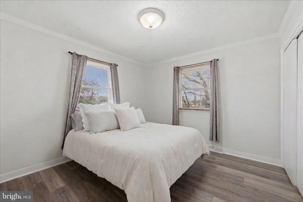 613 OVERLOOK ST, CULPEPER, Virginia 22701, 3 Bedrooms Bedrooms, ,2 BathroomsBathrooms,Residential,613 OVERLOOK ST,VACU2013060 MLS # VACU2013060