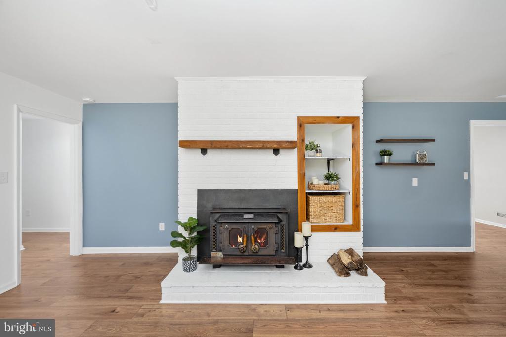 18493 COLONIAL DR, CULPEPER, Virginia 22701, 3 Bedrooms Bedrooms, ,3 BathroomsBathrooms,Residential,CARLTON HILLS,18493 COLONIAL DR,VACU2013234 MLS # VACU2013234