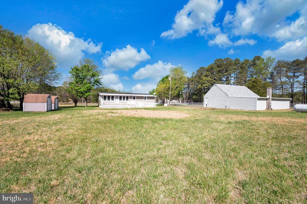 8145 SEAYS RD, SPOTSYLVANIA, Virginia 22551, 3 Bedrooms Bedrooms, ,2 BathroomsBathrooms,Residential,8145 SEAYS RD,VASP2040746 MLS # VASP2040746