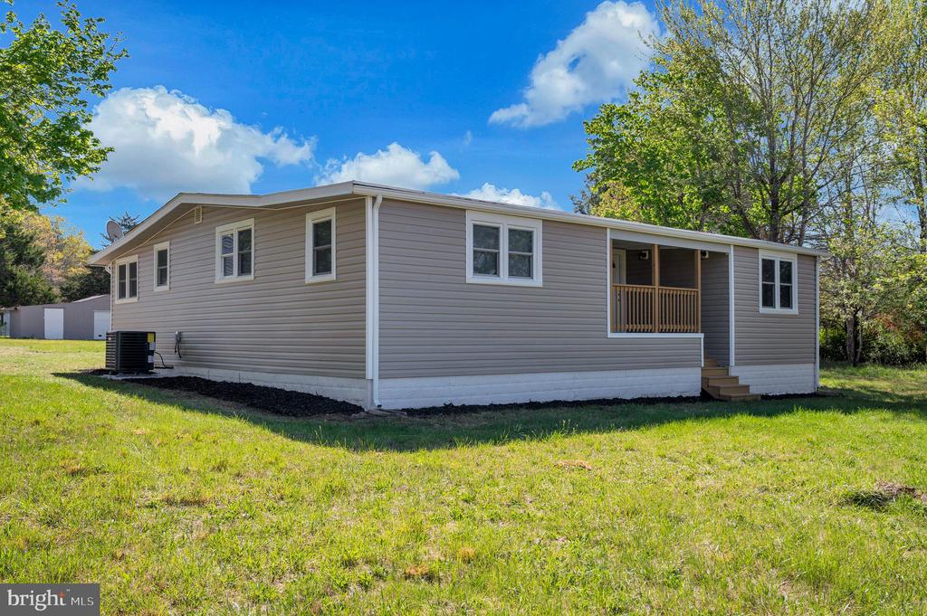 8145 SEAYS RD, SPOTSYLVANIA, Virginia 22551, 3 Bedrooms Bedrooms, ,2 BathroomsBathrooms,Residential,8145 SEAYS RD,VASP2040746 MLS # VASP2040746