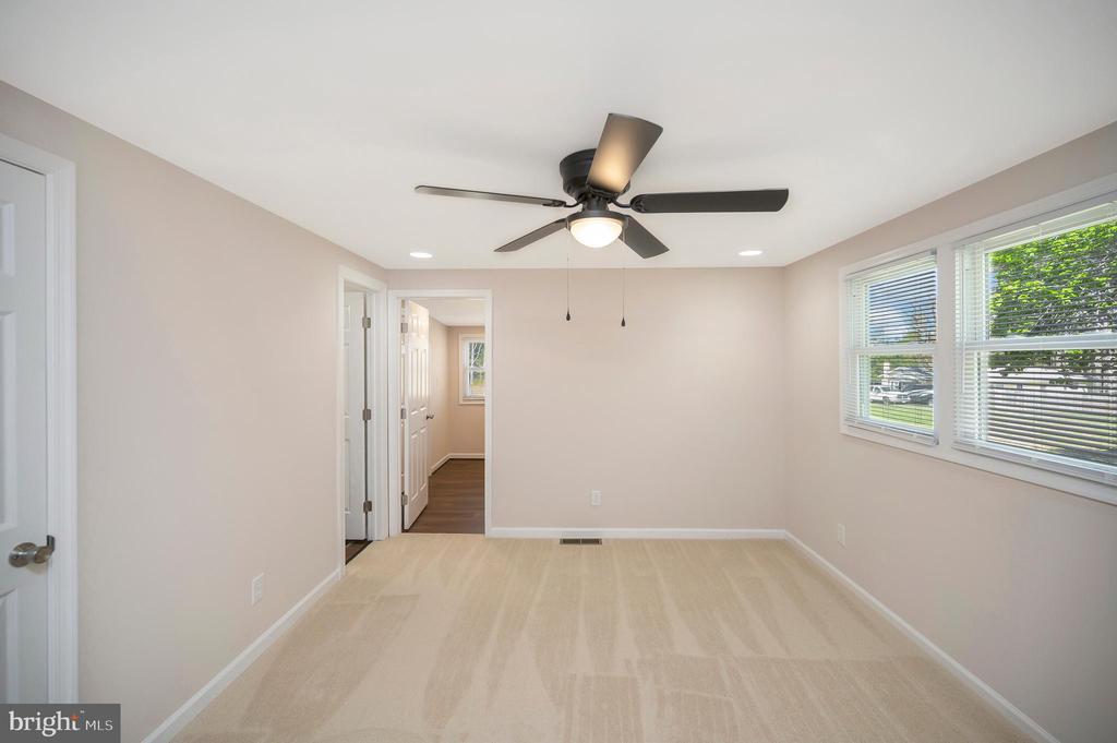 8145 SEAYS RD, SPOTSYLVANIA, Virginia 22551, 3 Bedrooms Bedrooms, ,2 BathroomsBathrooms,Residential,8145 SEAYS RD,VASP2040746 MLS # VASP2040746