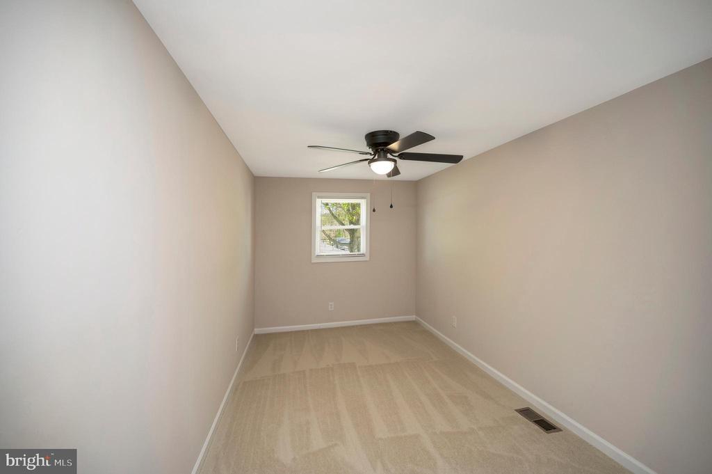 8145 SEAYS RD, SPOTSYLVANIA, Virginia 22551, 3 Bedrooms Bedrooms, ,2 BathroomsBathrooms,Residential,8145 SEAYS RD,VASP2040746 MLS # VASP2040746