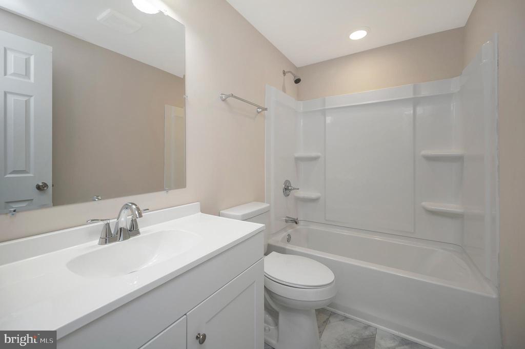 8145 SEAYS RD, SPOTSYLVANIA, Virginia 22551, 3 Bedrooms Bedrooms, ,2 BathroomsBathrooms,Residential,8145 SEAYS RD,VASP2040746 MLS # VASP2040746