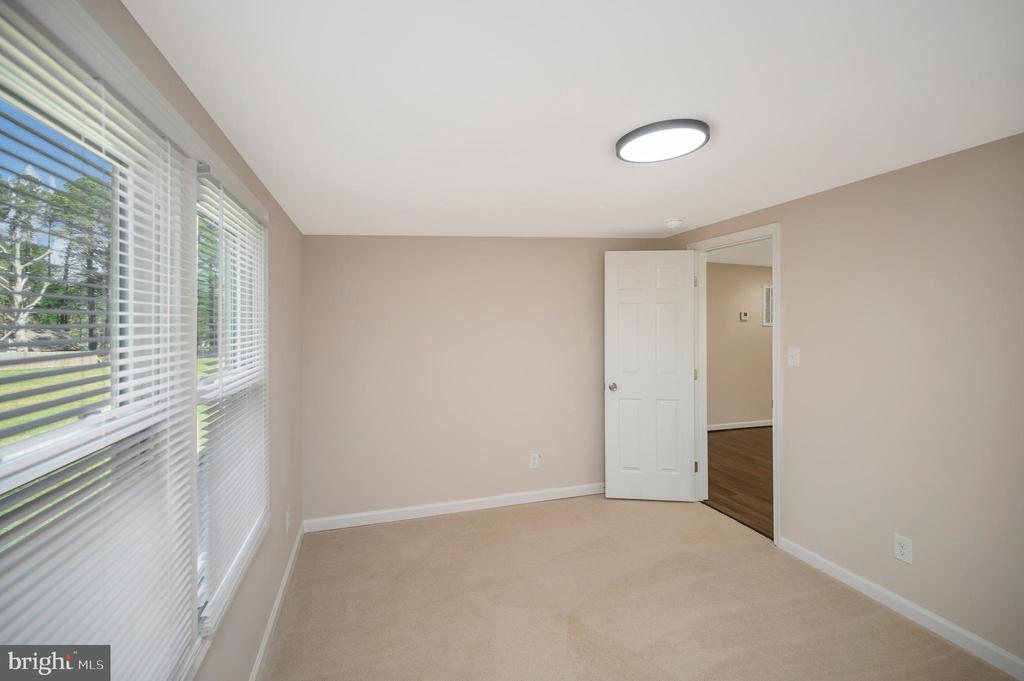 8145 SEAYS RD, SPOTSYLVANIA, Virginia 22551, 3 Bedrooms Bedrooms, ,2 BathroomsBathrooms,Residential,8145 SEAYS RD,VASP2040746 MLS # VASP2040746