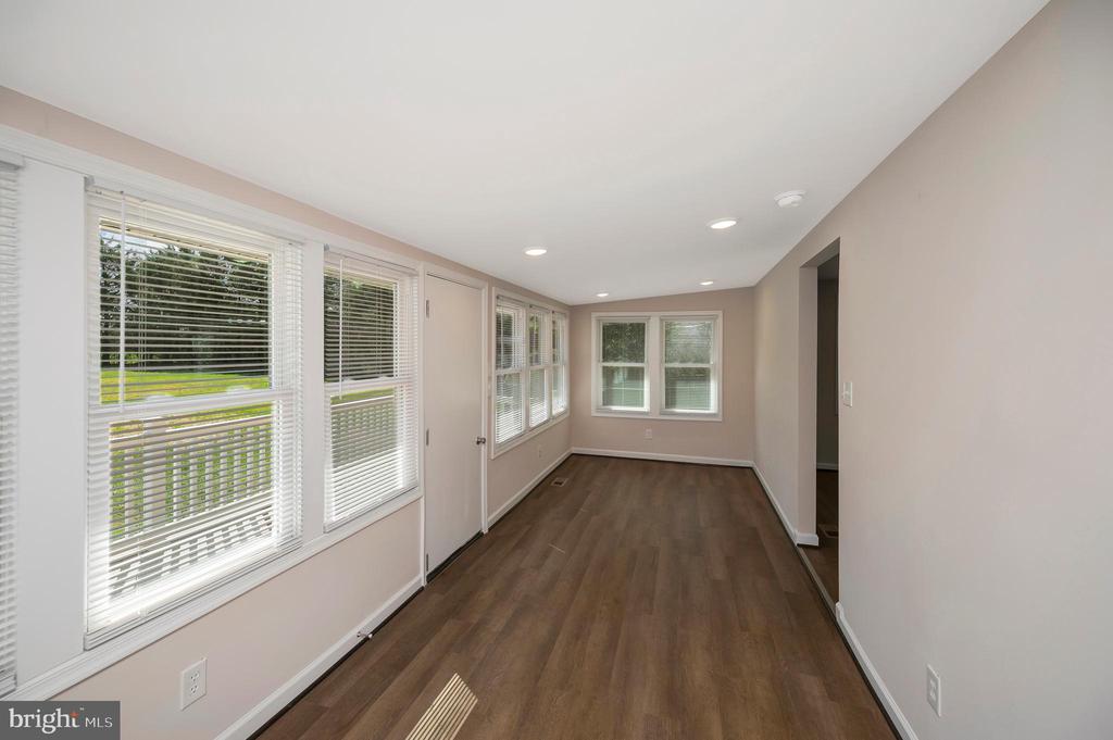 8145 SEAYS RD, SPOTSYLVANIA, Virginia 22551, 3 Bedrooms Bedrooms, ,2 BathroomsBathrooms,Residential,8145 SEAYS RD,VASP2040746 MLS # VASP2040746